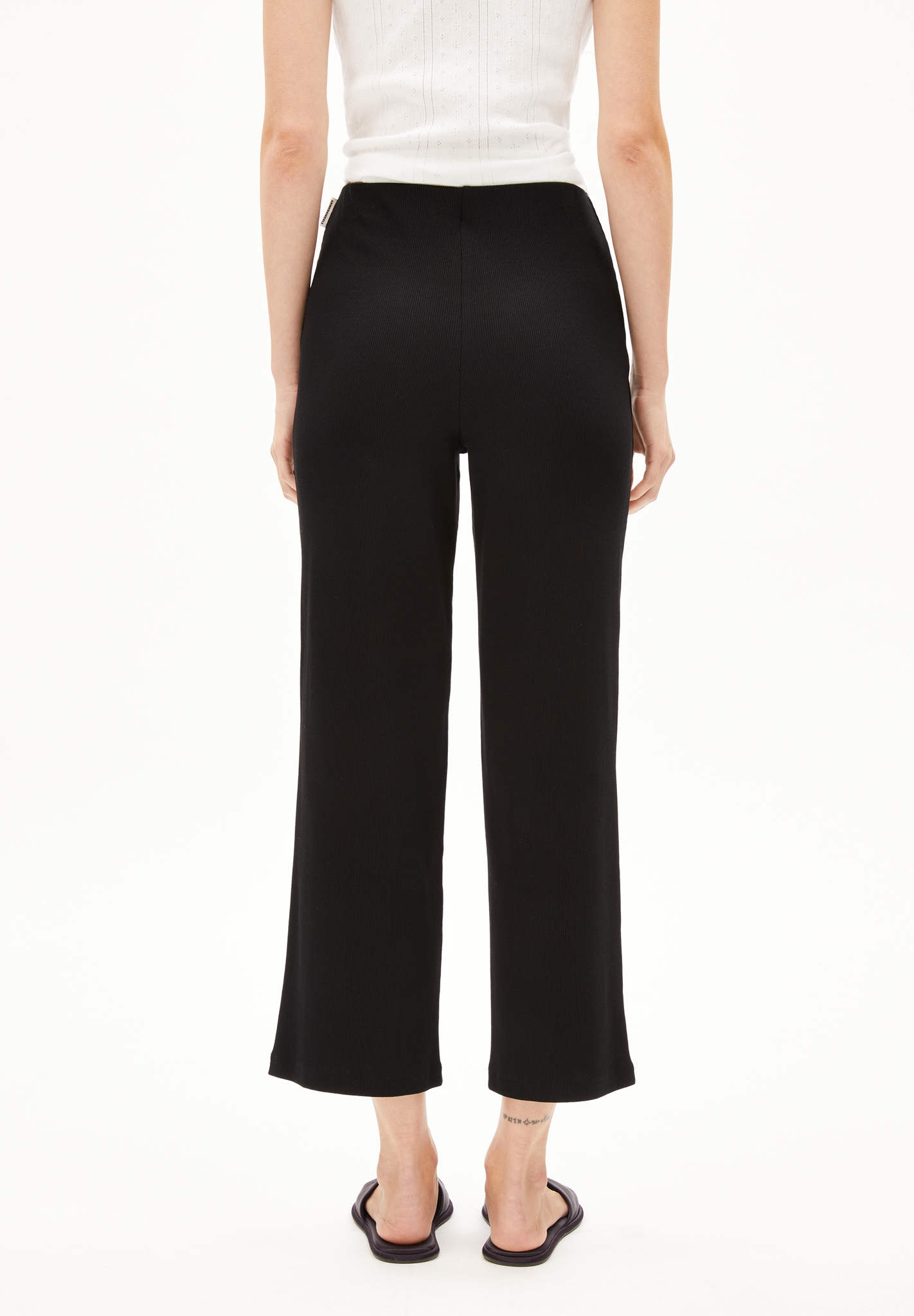 Armedangels NIANAA Ripp-Jerseyhose aus Bio-Baumwoll Mix in schwarz Armedangels NIANAA Ripp-Jerseyhose aus Bio-Baumwoll Mix in schwarz
