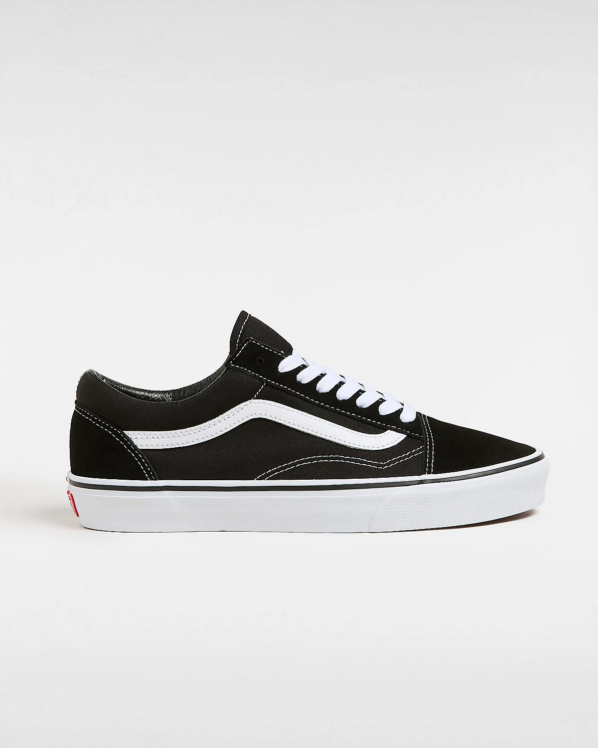 Vans Old Skool Schuhe in black / white aus Wildleder und Canva
