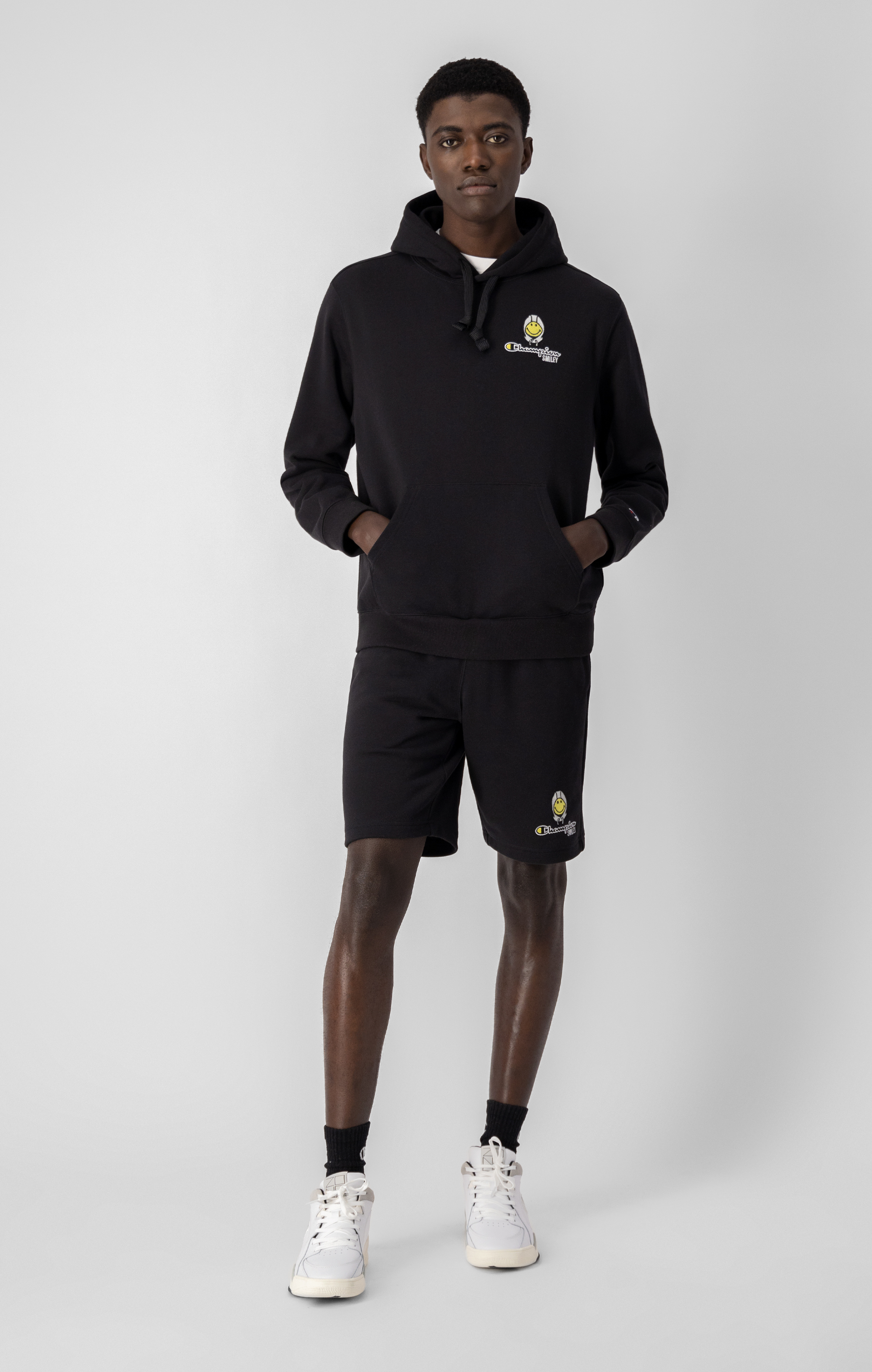Champion x Smiley® 50th Anniversary Edition Short mit kleinem Logo-Schriftzug Champion x Smiley® 50th Anniversary Edition Short mit kleinem Logo-Schriftzug