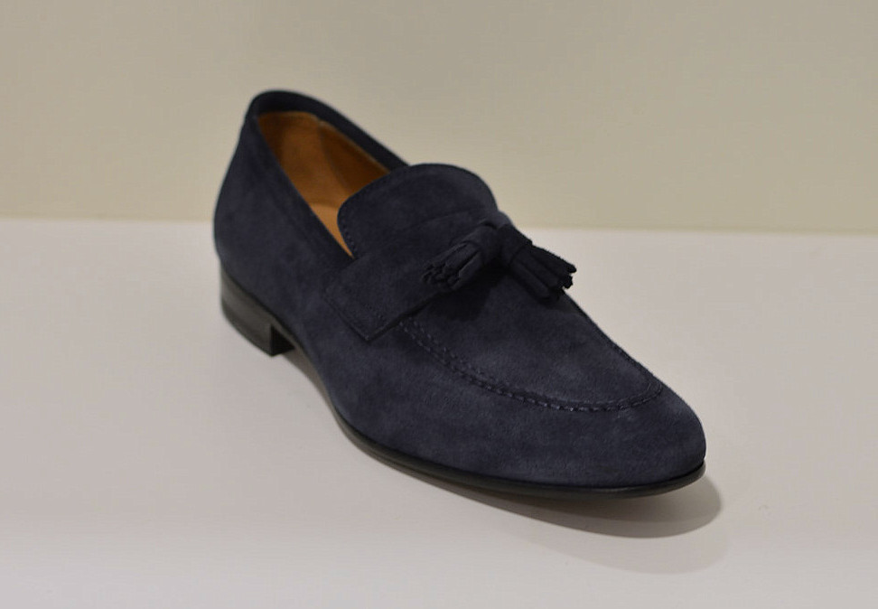 Berwick 1707 Tassel Loafer aus geöltem Wildleder in dunkelblau mit genähter Ledersohle 