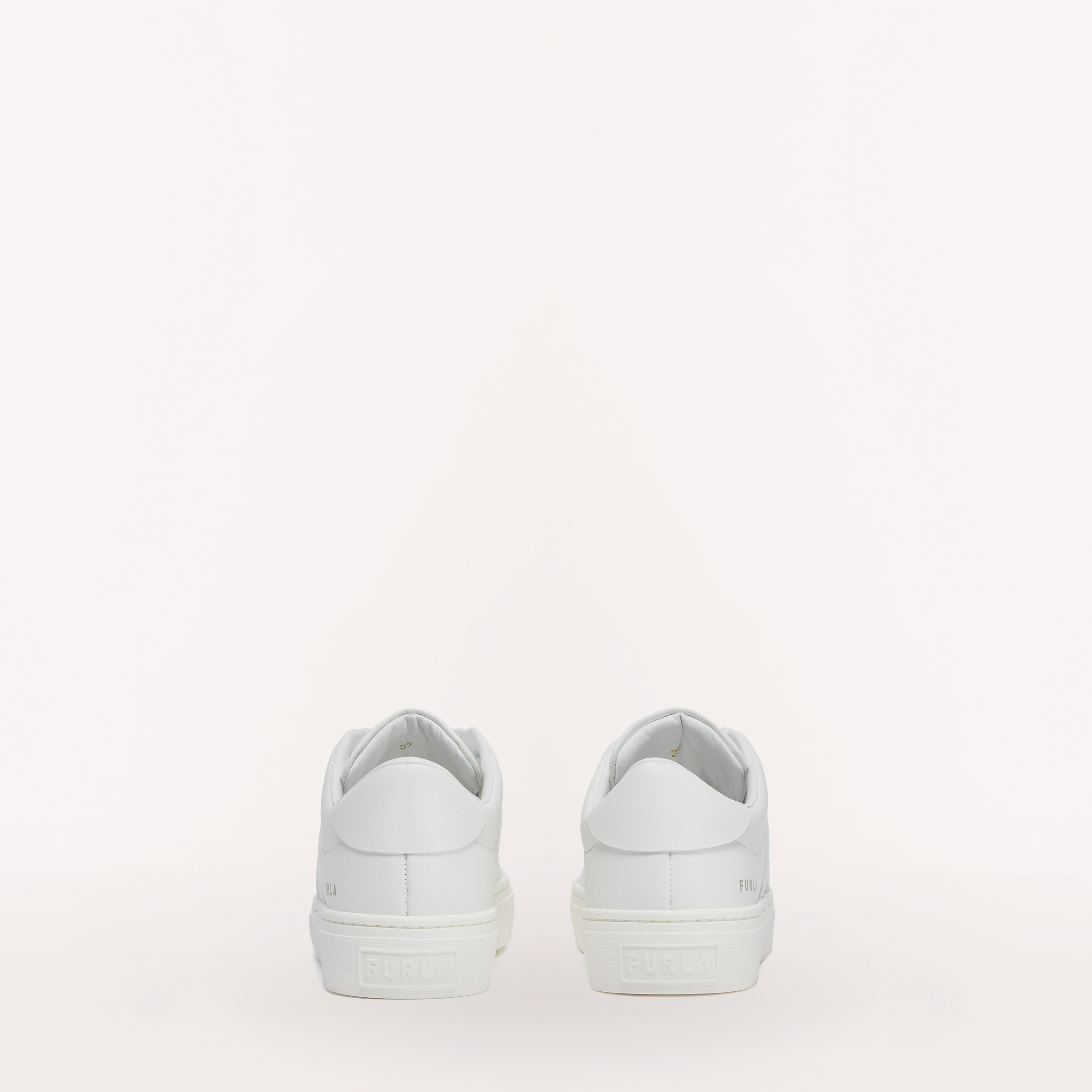 Furla Joy Sneaker aus Kalbsleder in weiß Furla Joy Sneaker aus Kalbsleder in weiß