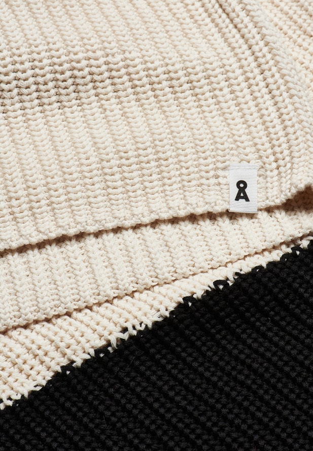 Armedangels NURIAAS BLOCKSTRIPES Pullover Loose Fit aus Bio-Baumwolle undyed black Armedangels NURIAAS BLOCKSTRIPES Pullover Loose Fit aus Bio-Baumwolle undyed black