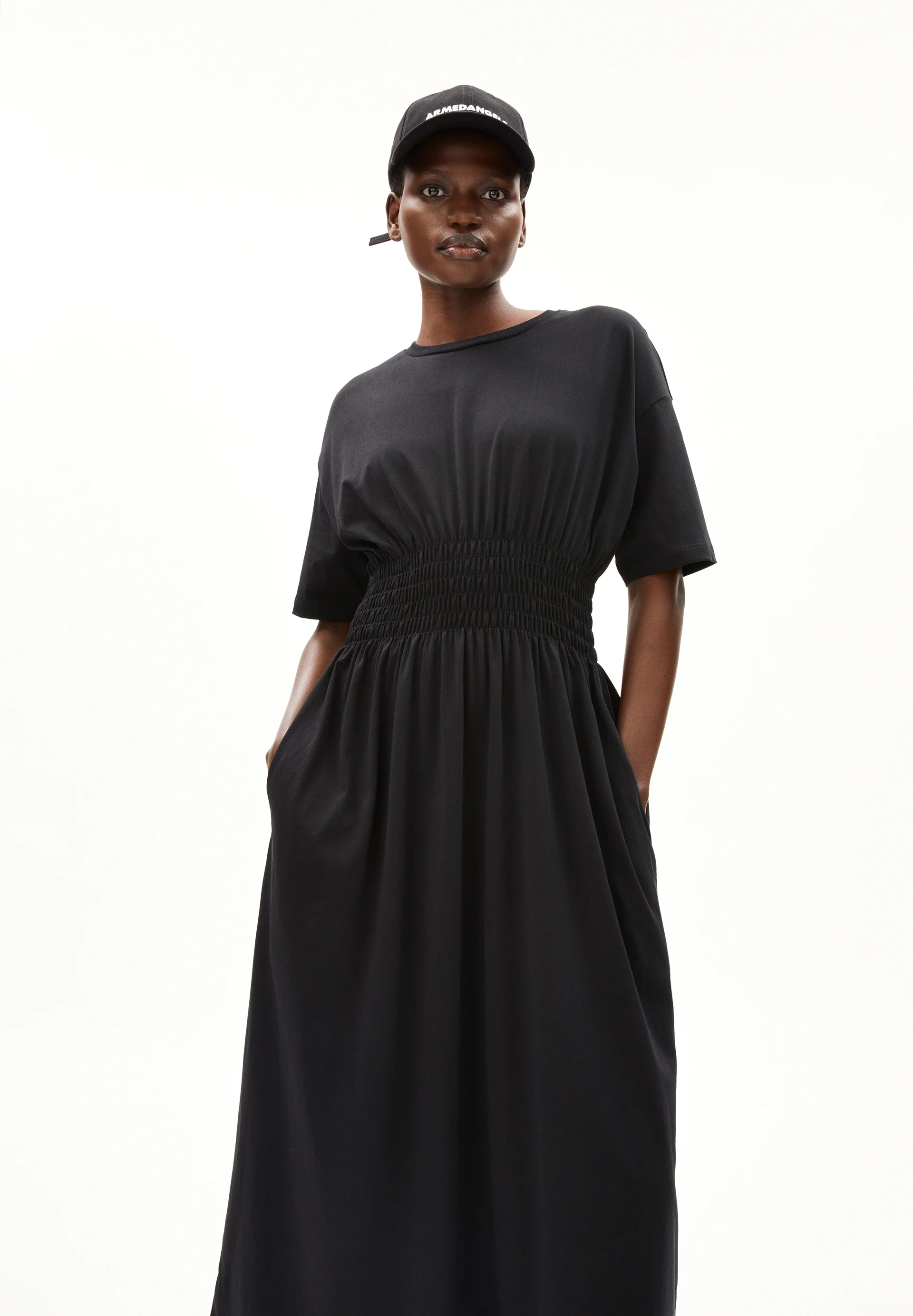 Armedangels Kleid KIWANAA Jerseykleid aus Bio-Baumwolle in schwarz 