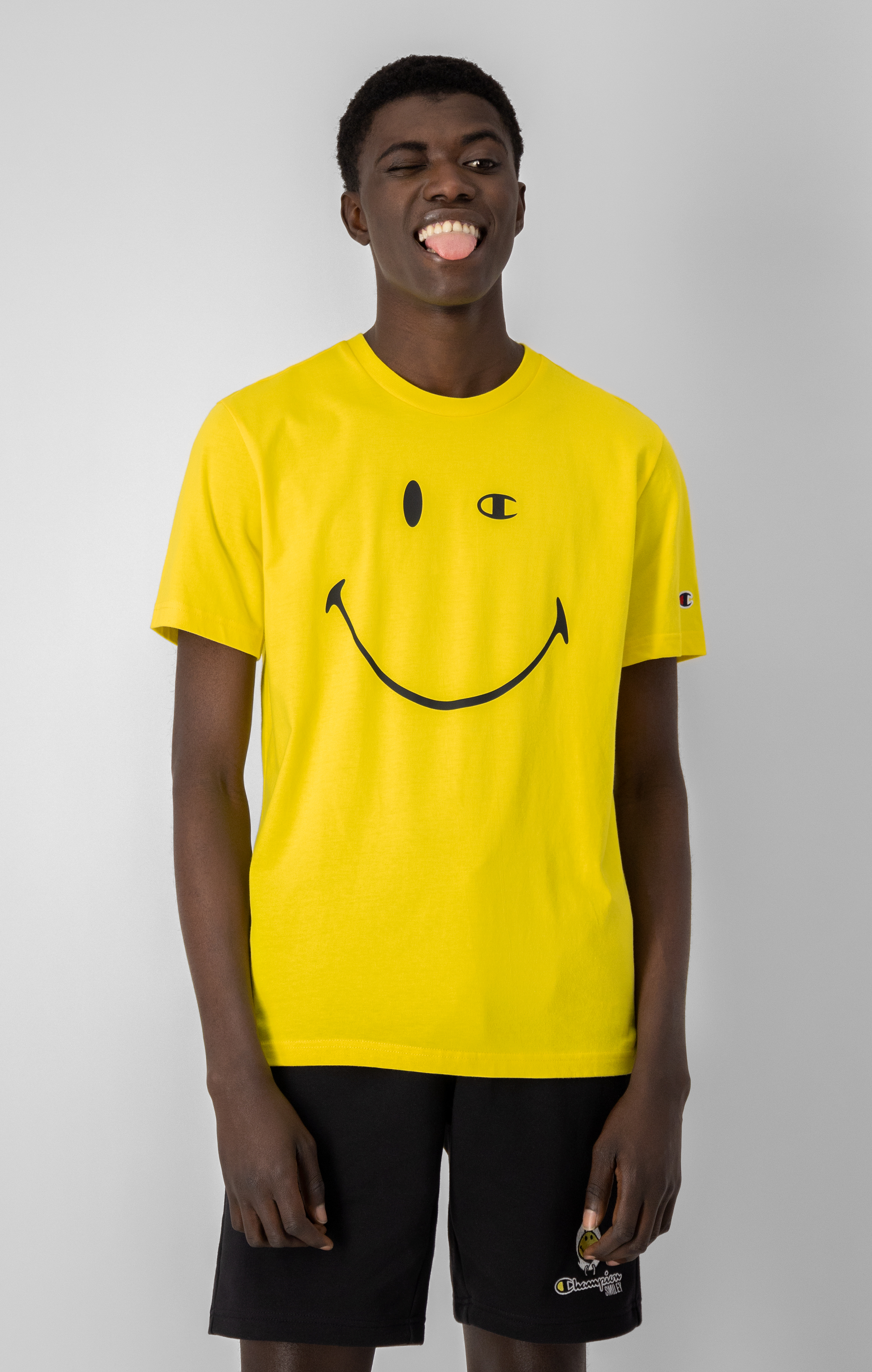 Champion x Smiley T-Shirt in gelb zum 50 Geburtstag von Smiley 1972-2022
