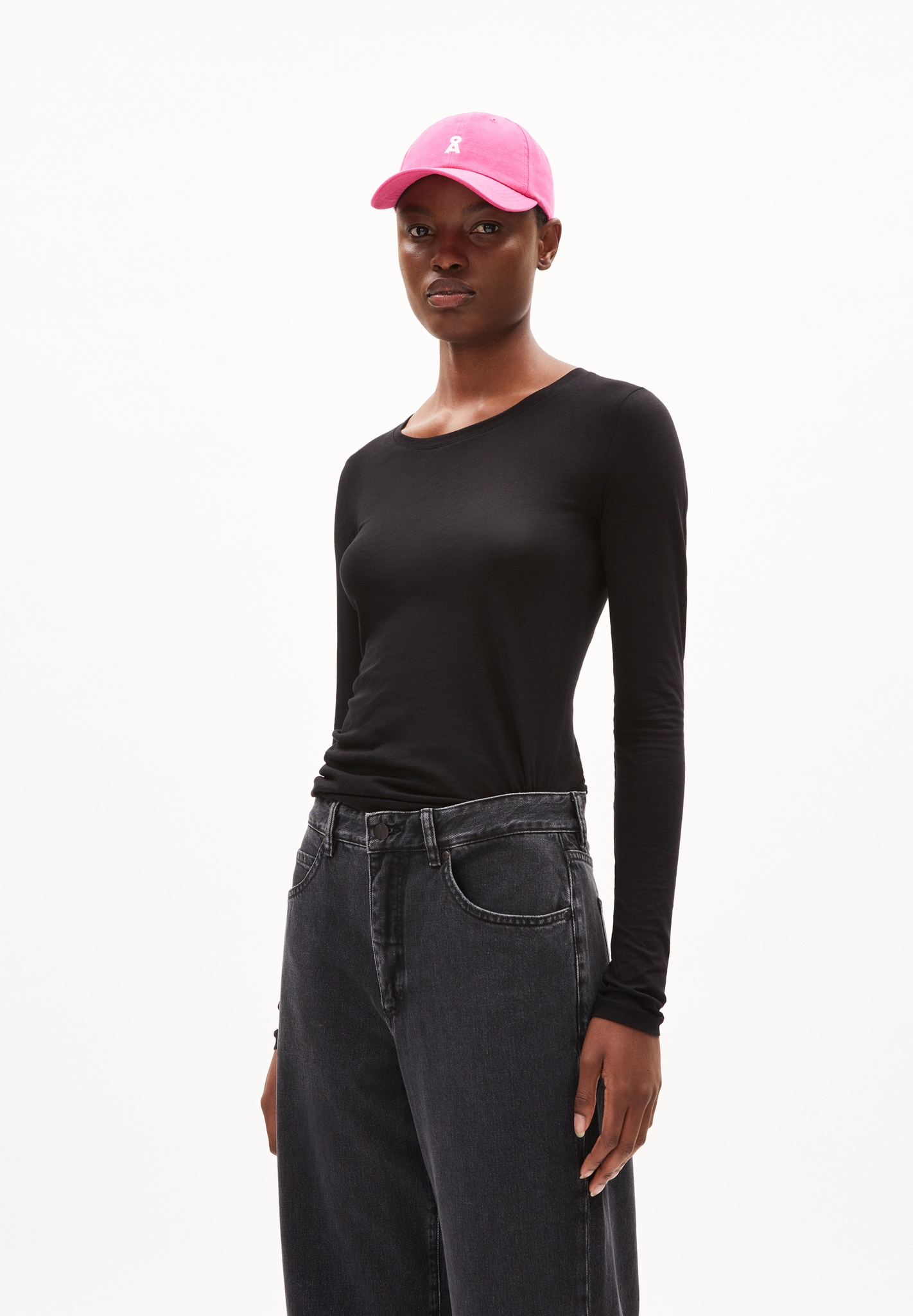 Armedangels  ENRICCAA SOFT Longsleeve Slim Fit aus Bio-Baumwolle in schwarz 