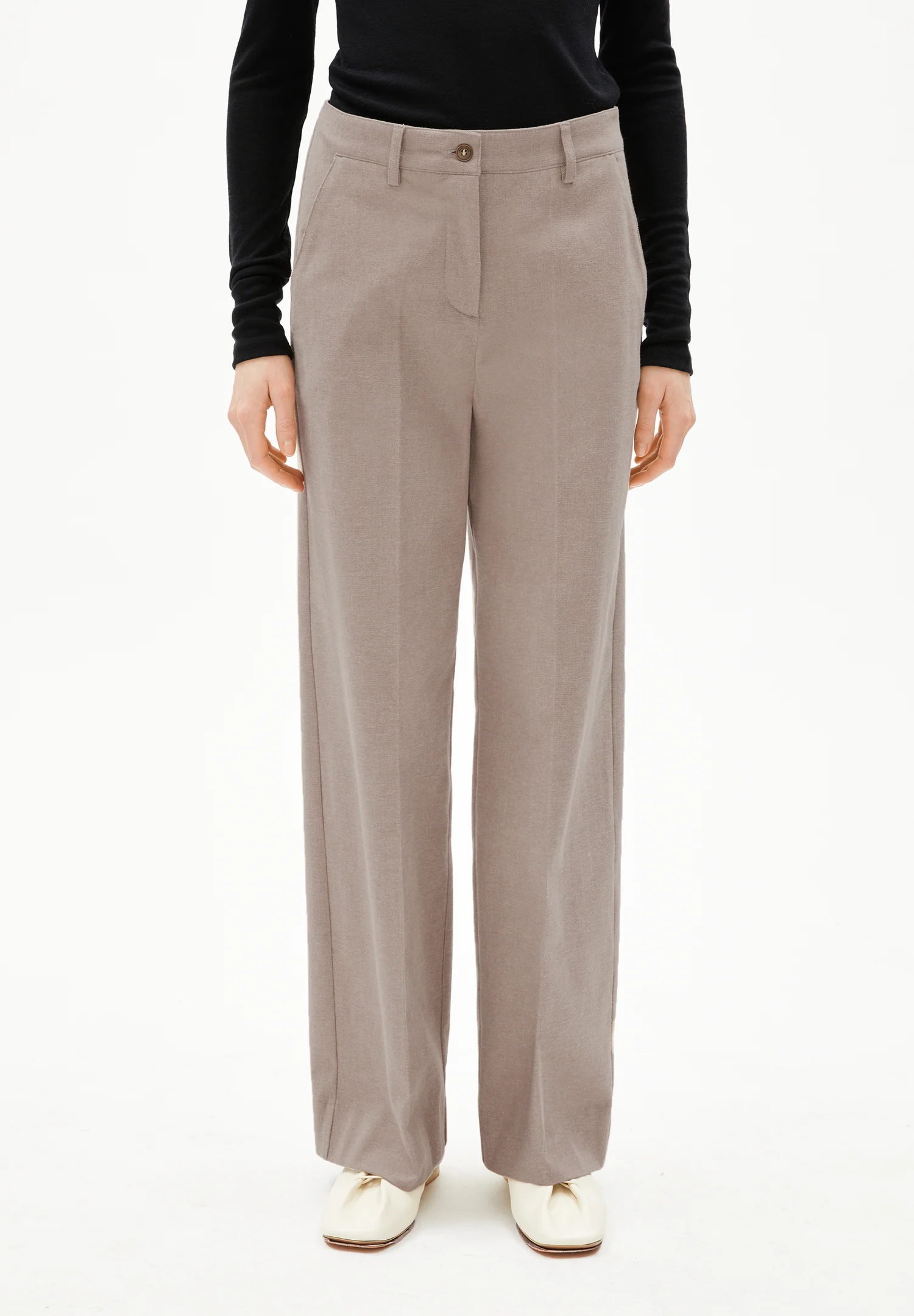 Armedangels LEANDRAA HANDAAS Webhose aus Bio-Baumwoll Mix pure-walnut cream