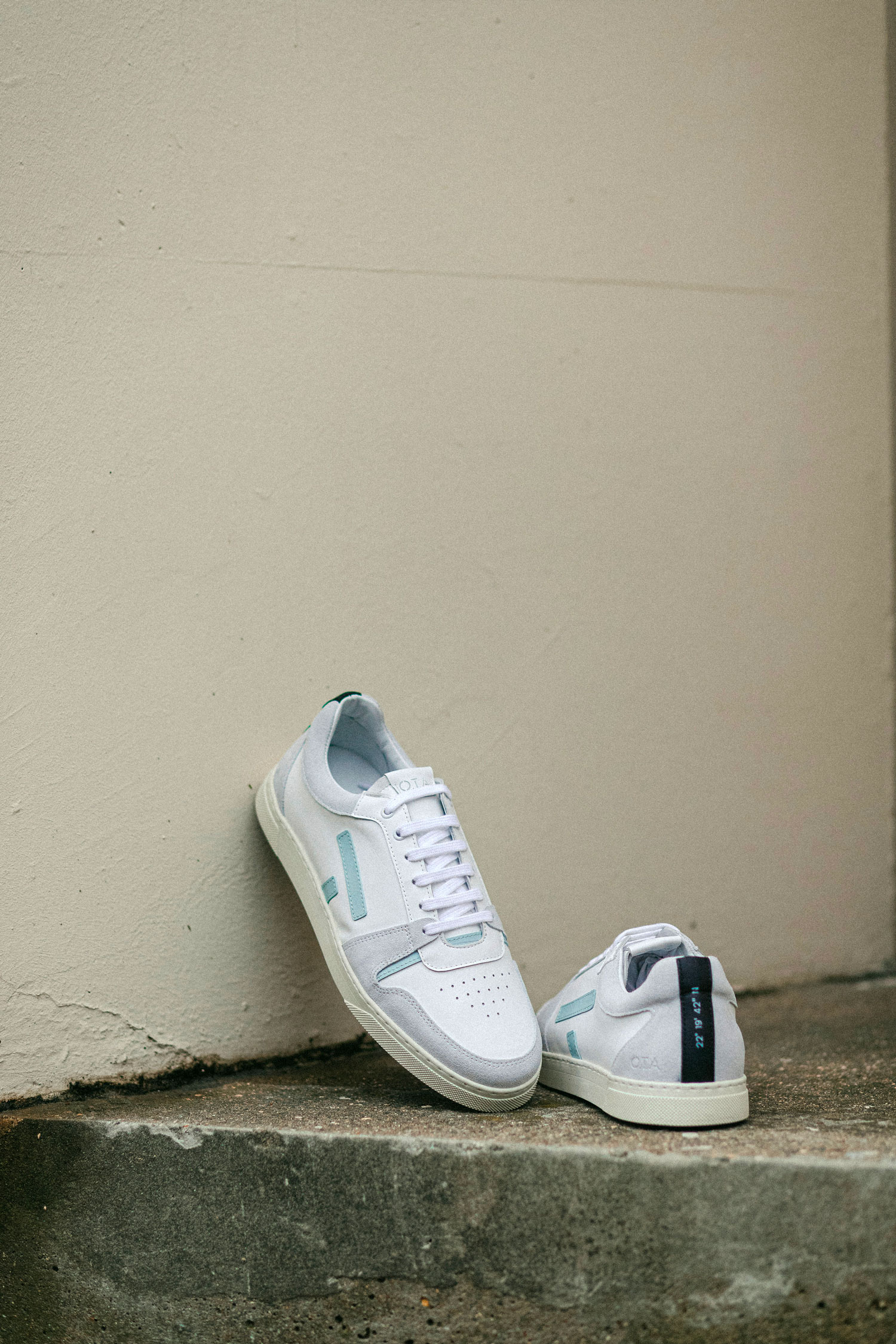 O.T.A Paris On The Asphalt Leder Sneaker Sansaho in weiss / menthol O.T.A Paris On The Asphalt Leder Sneaker Sansaho in weiss / menthol