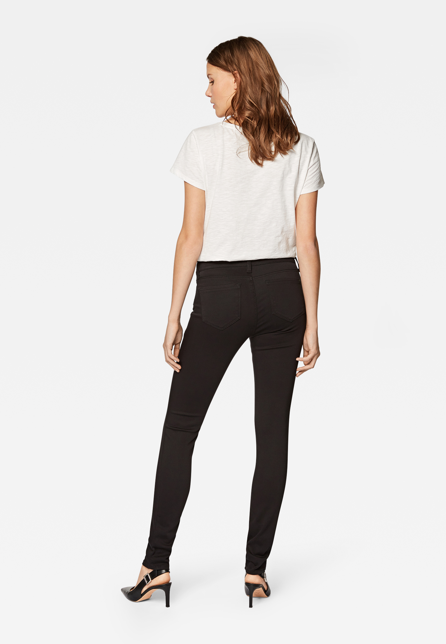 Mavi Adriana schwarze Super Skinny Jeans mit einer mittleren Leibhöhe