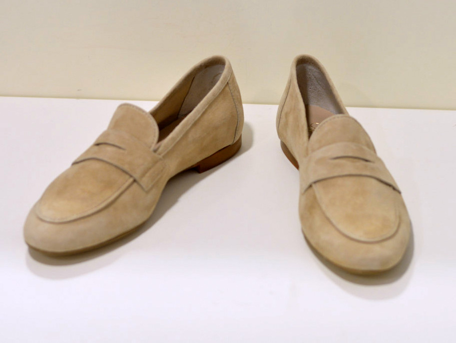 Gianluca Pisati Moccasins / Loafer Adele aus feinstem Wildleder (Gamsleder) in beige