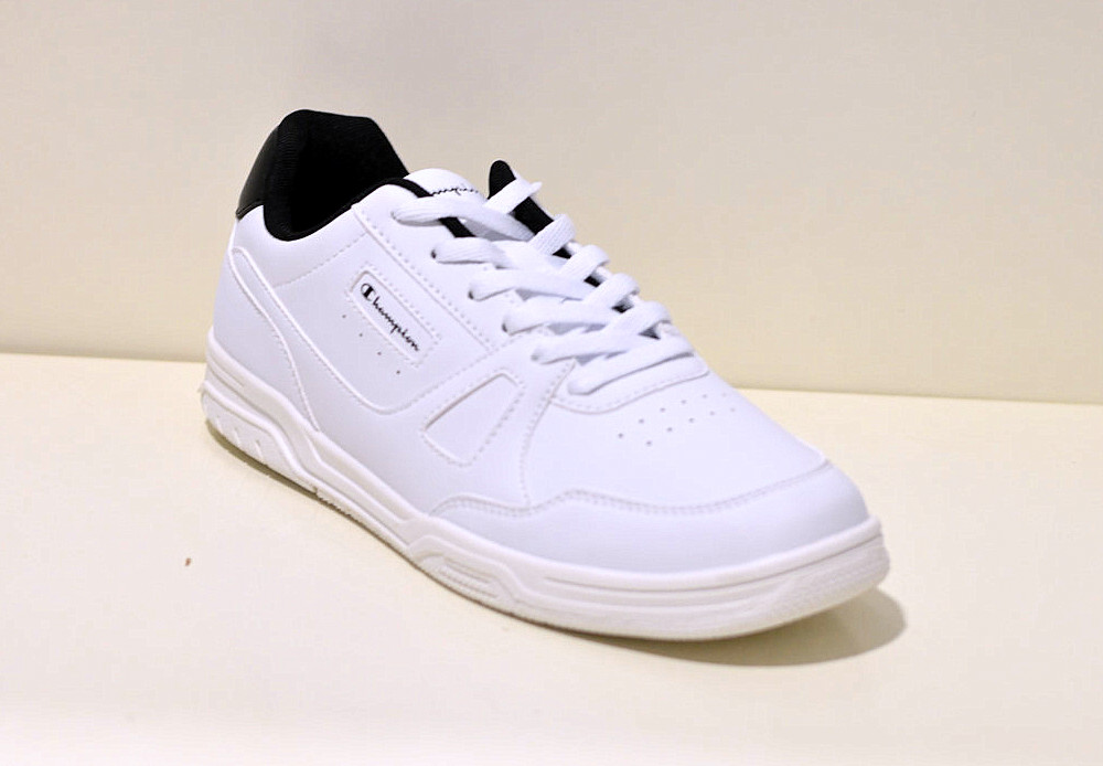 Champion Tennis CL Clay 87 Sneaker in White / Black 