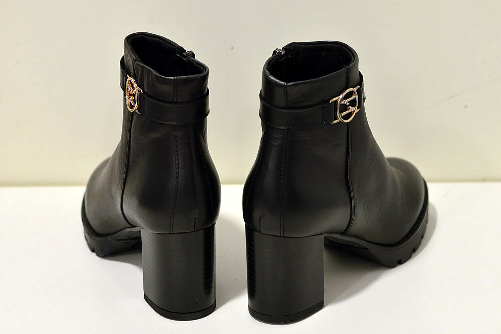Igi&Co Damen-Stiefeletten aus Leder mit Absatz, schwarz