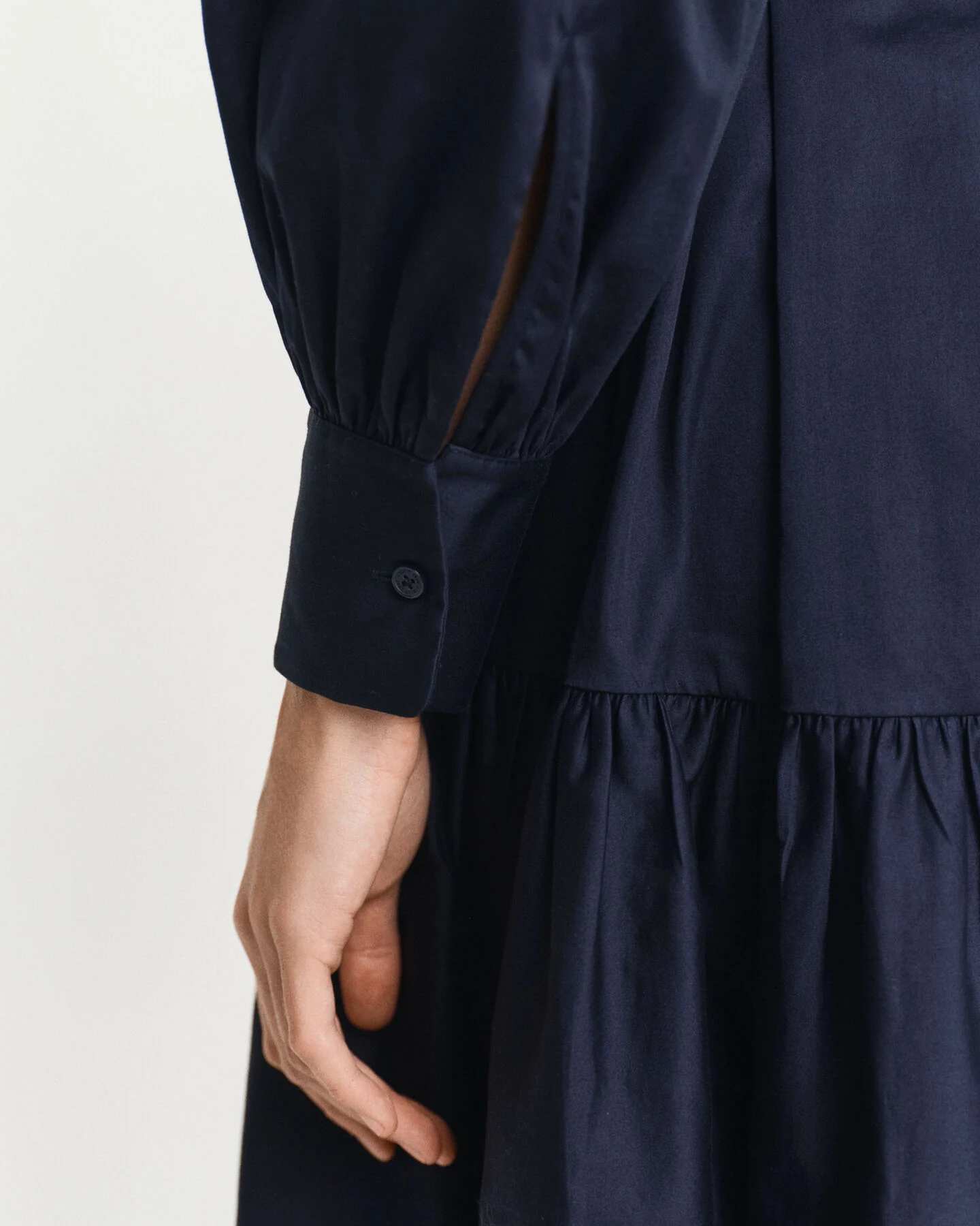Gant Kleid aus Baumwoll-Satin in Evening Blue Gant Kleid aus Baumwoll-Satin in Evening Blue