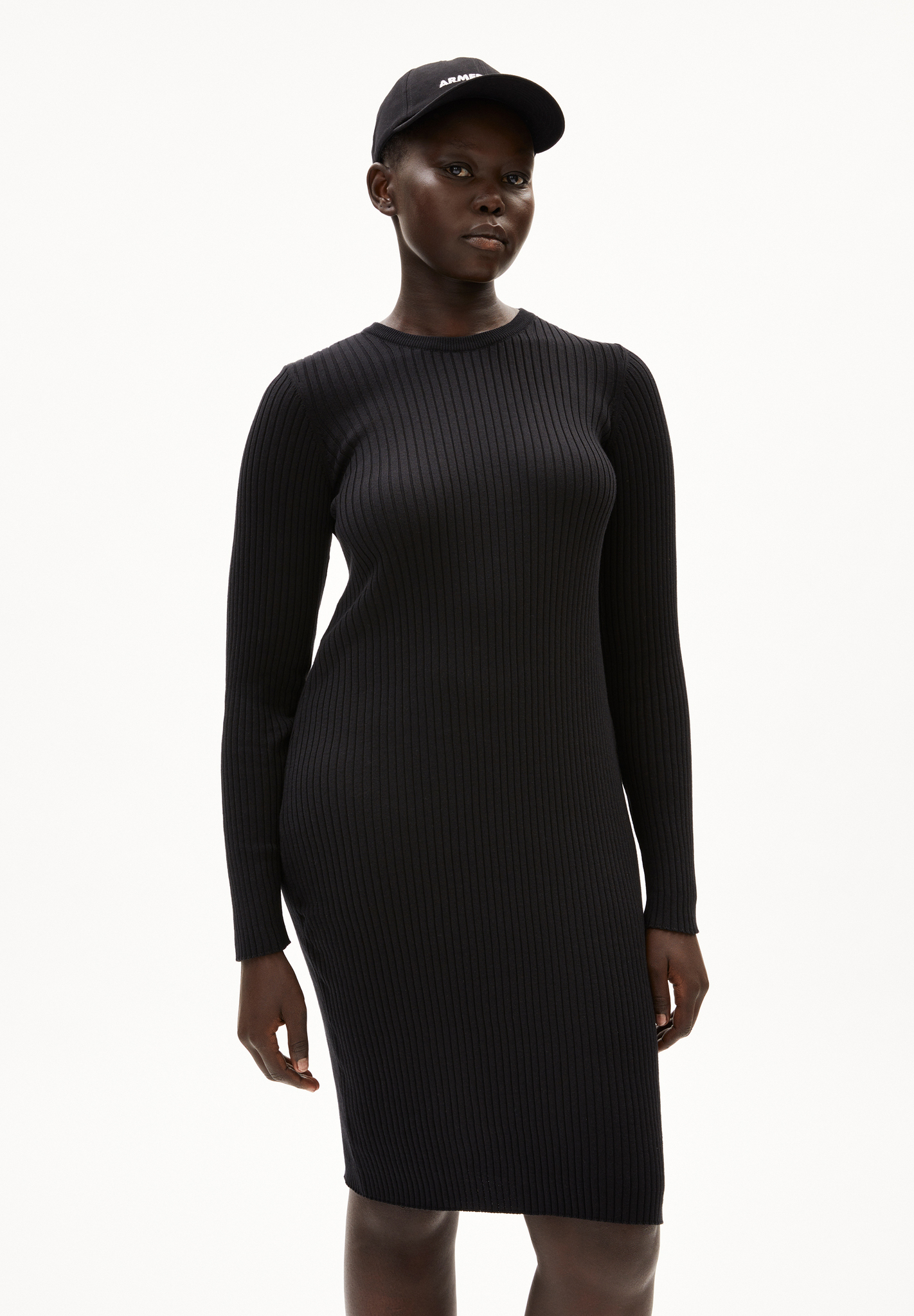Armedangels  LIAA RN Strickkleid Slim Fit aus Bio-Baumwolle in schwarz 