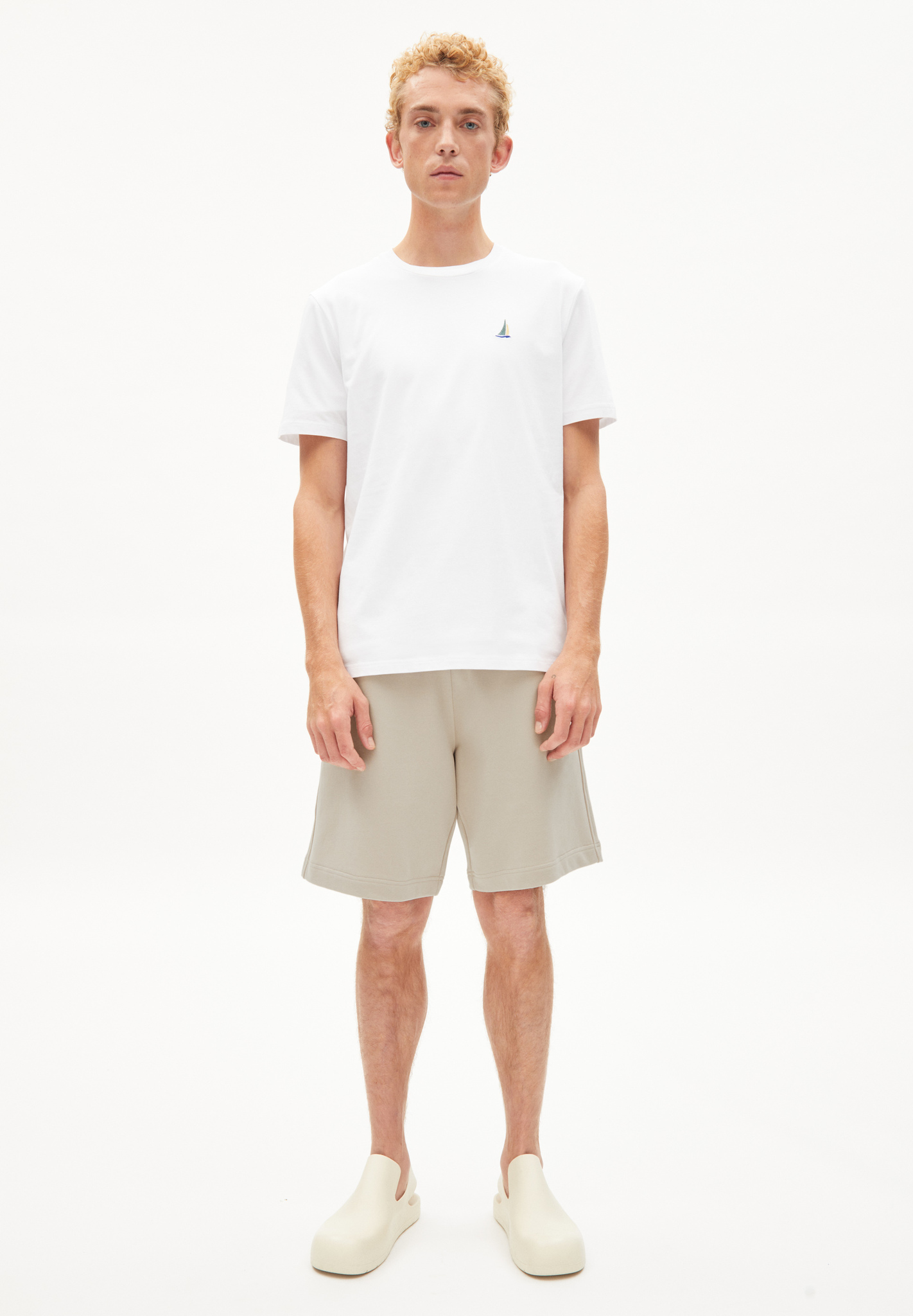  Armedangels JAAMES BOAT T-Shirt aus Bio-Baumwolle in weiß 