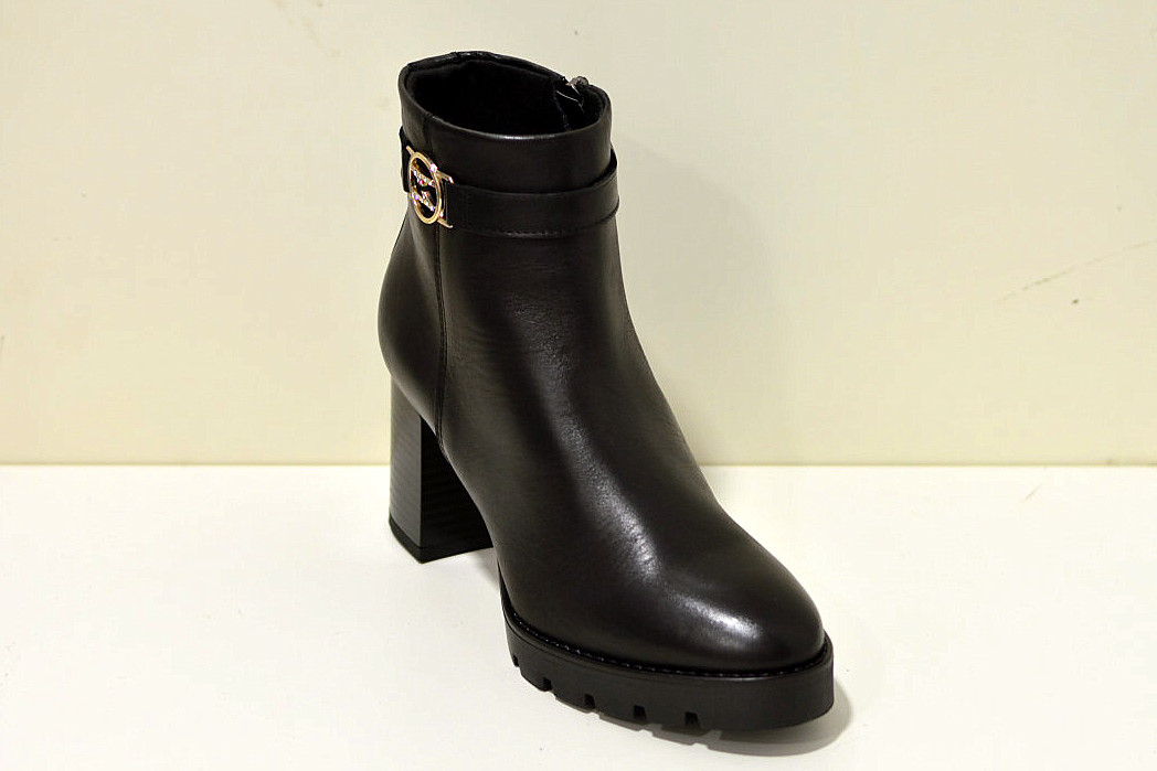 Igi&Co Damen-Stiefeletten aus Leder mit Absatz, schwarz