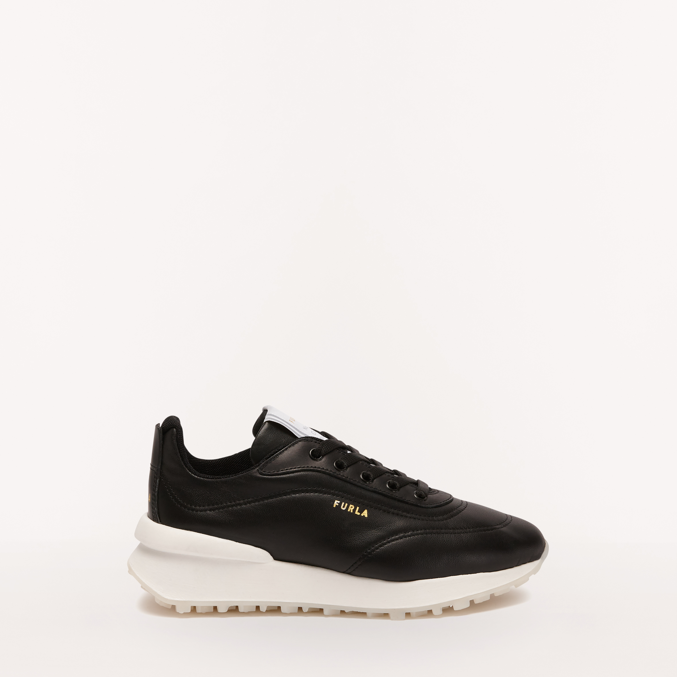 Furla Nuvola Sneaker aus Kalbsleder in schwarz Furla Nuvola Sneaker aus Kalbsleder in schwarz