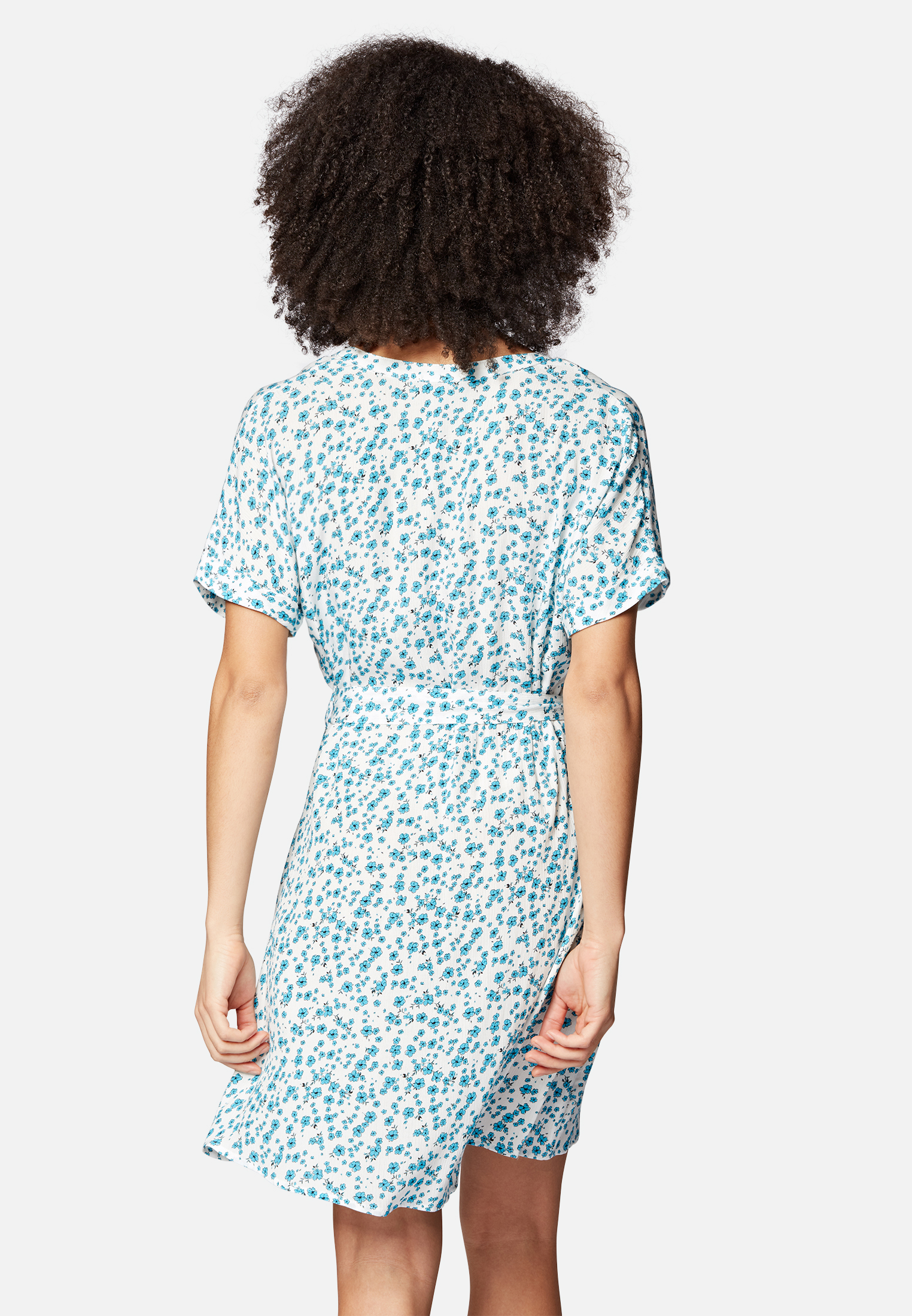 Mavi Kurzes Kleid mit Blumenmuster in blau Mavi Kurzes Kleid mit Blumenmuster in blau
