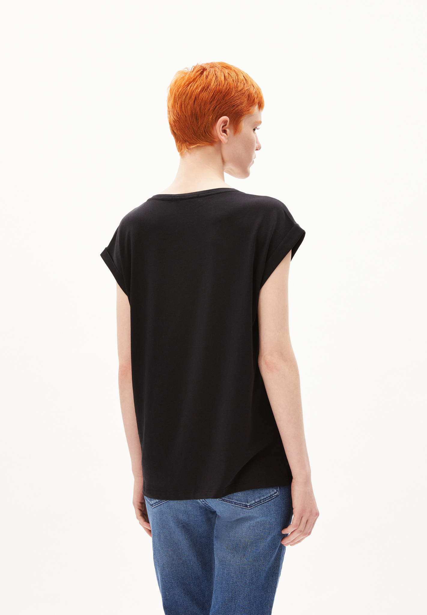 Armedangels JILAANA T-Shirt Loose Fit aus TENCEL™ Lyocell Mix in schwarz Armedangels JILAANA T-Shirt Loose Fit aus TENCEL™ Lyocell Mix in schwarz