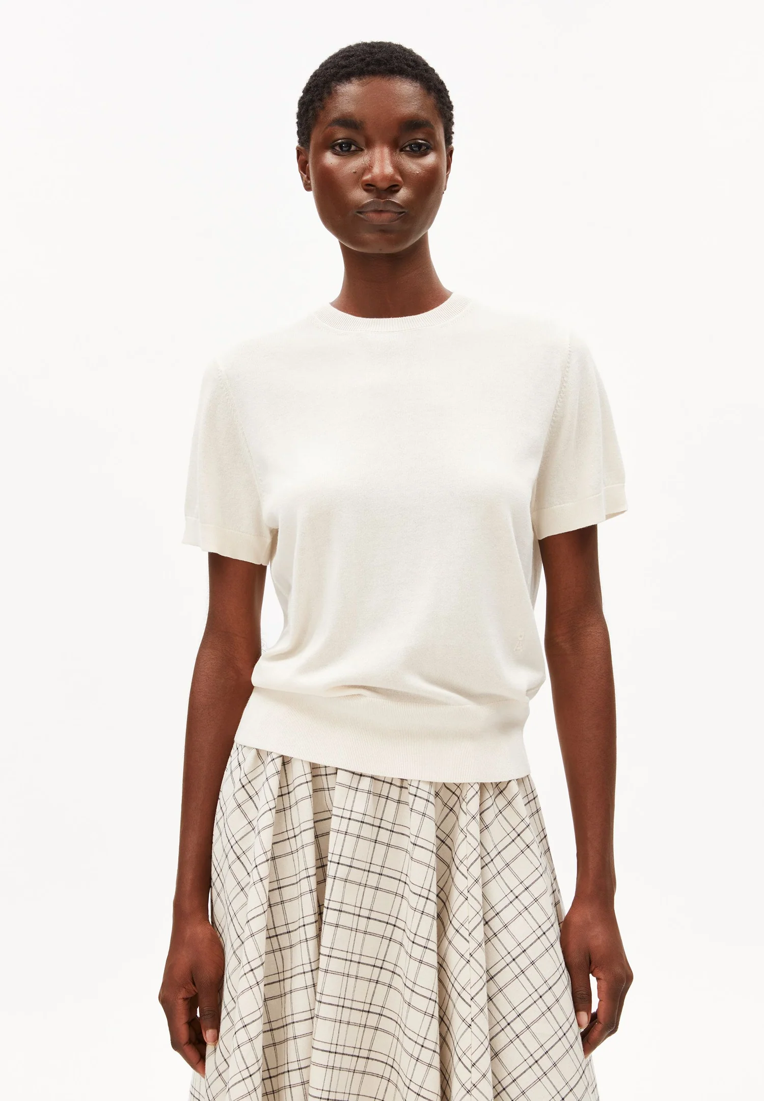 Armedangels KURZÄRMLIGER FEINSTRICKPULLOVER TENCEL™ Lyocell-Mix in oatmilk