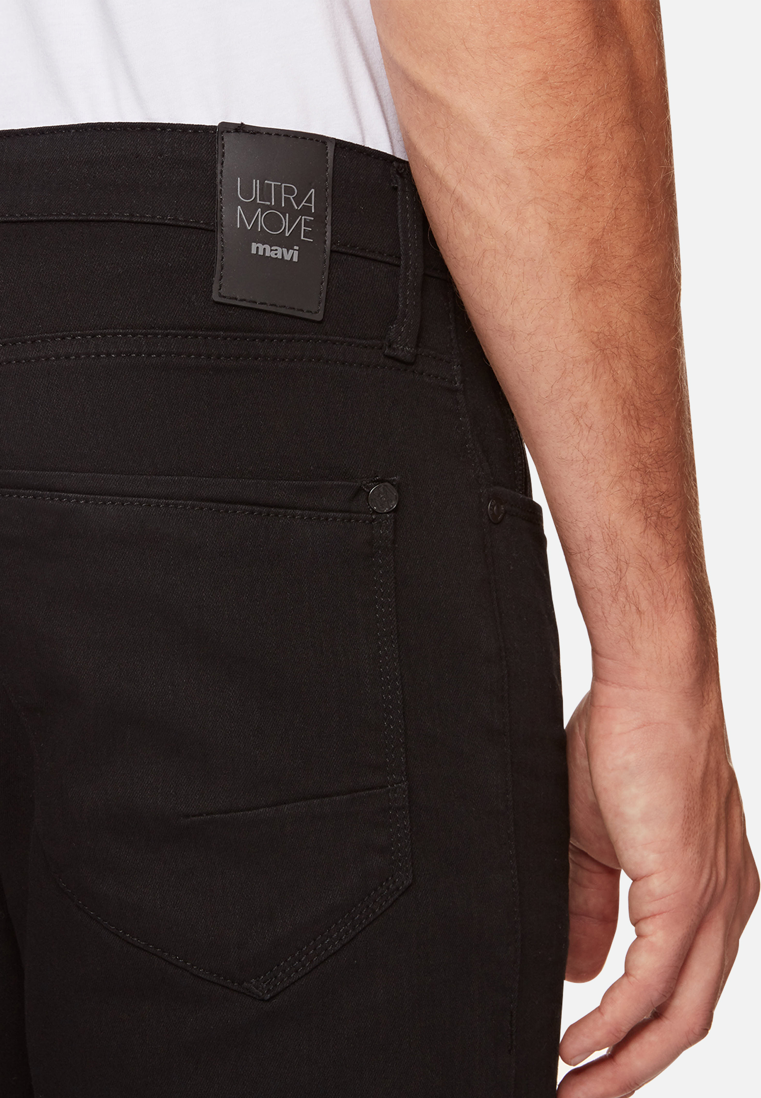 Mavi Jeans YVES | Slim Skinny, black coated Ultra Move Mavi Jeans YVES | Slim Skinny, black coated Ultra Move