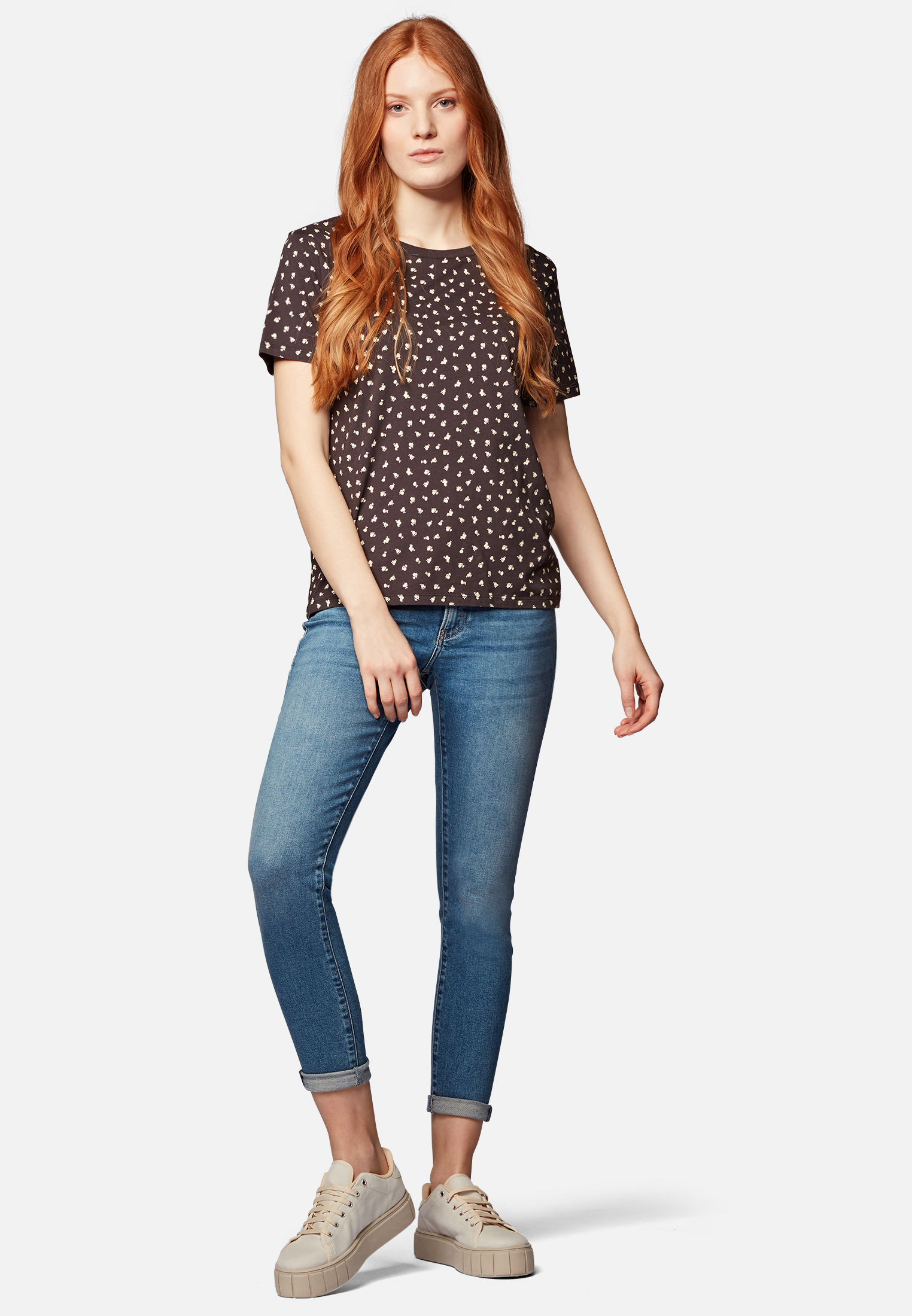 Mavi T-SHIRT | T-Shirt mit Allover-Print Blumen in grau Mavi T-SHIRT | T-Shirt mit Allover-Print Blumen in grau
