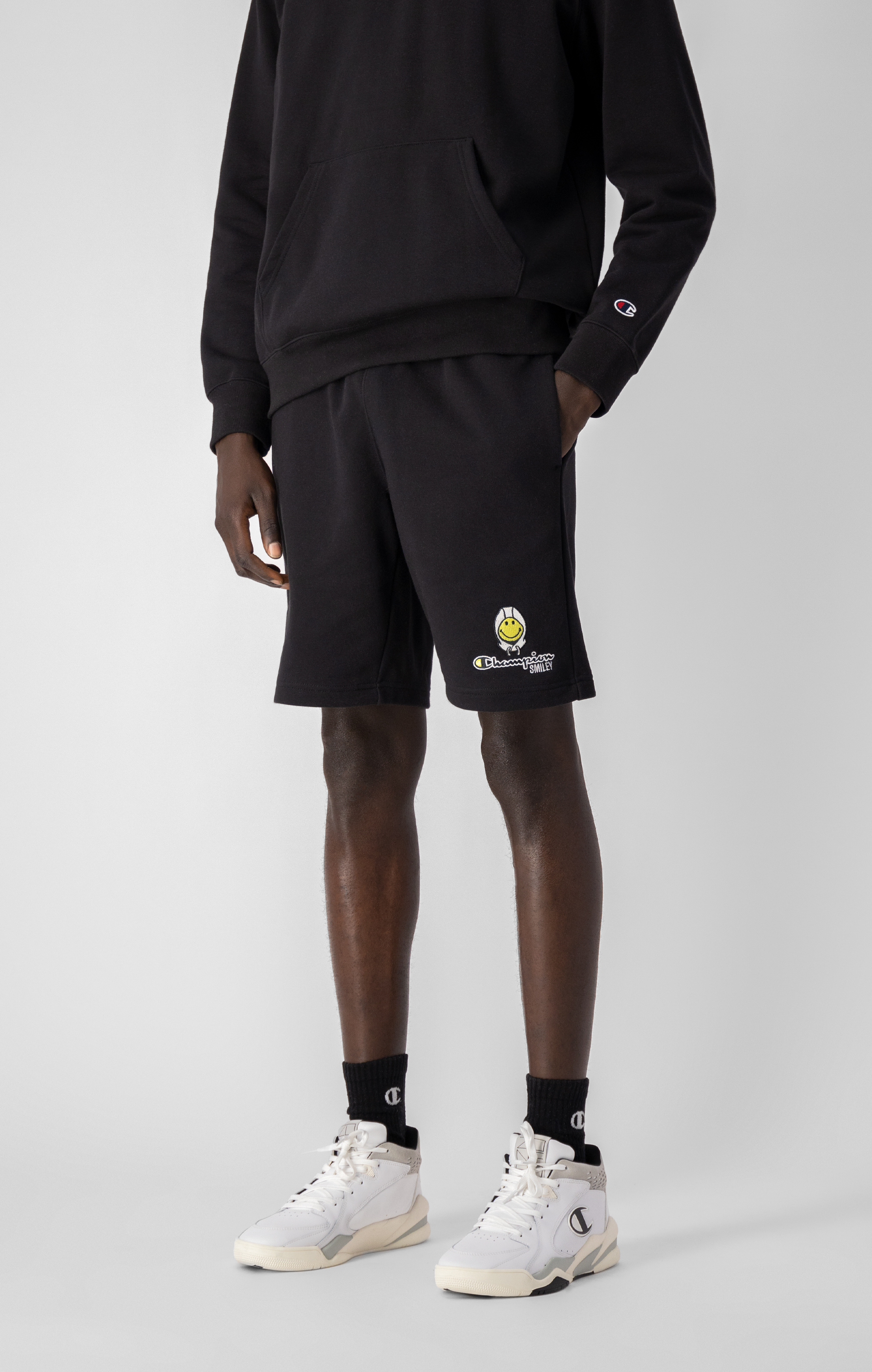 Champion x Smiley® 50th Anniversary Edition Short mit kleinem Logo-Schriftzug 