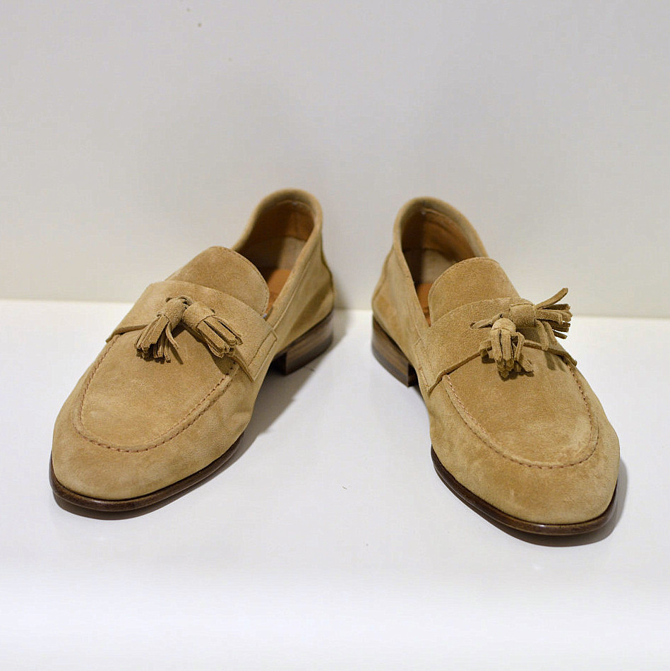 Berwick 1707 Tassel Loafer aus englischem Wildleder in caramel /beige mit genähter Ledersohle / Mokassin 