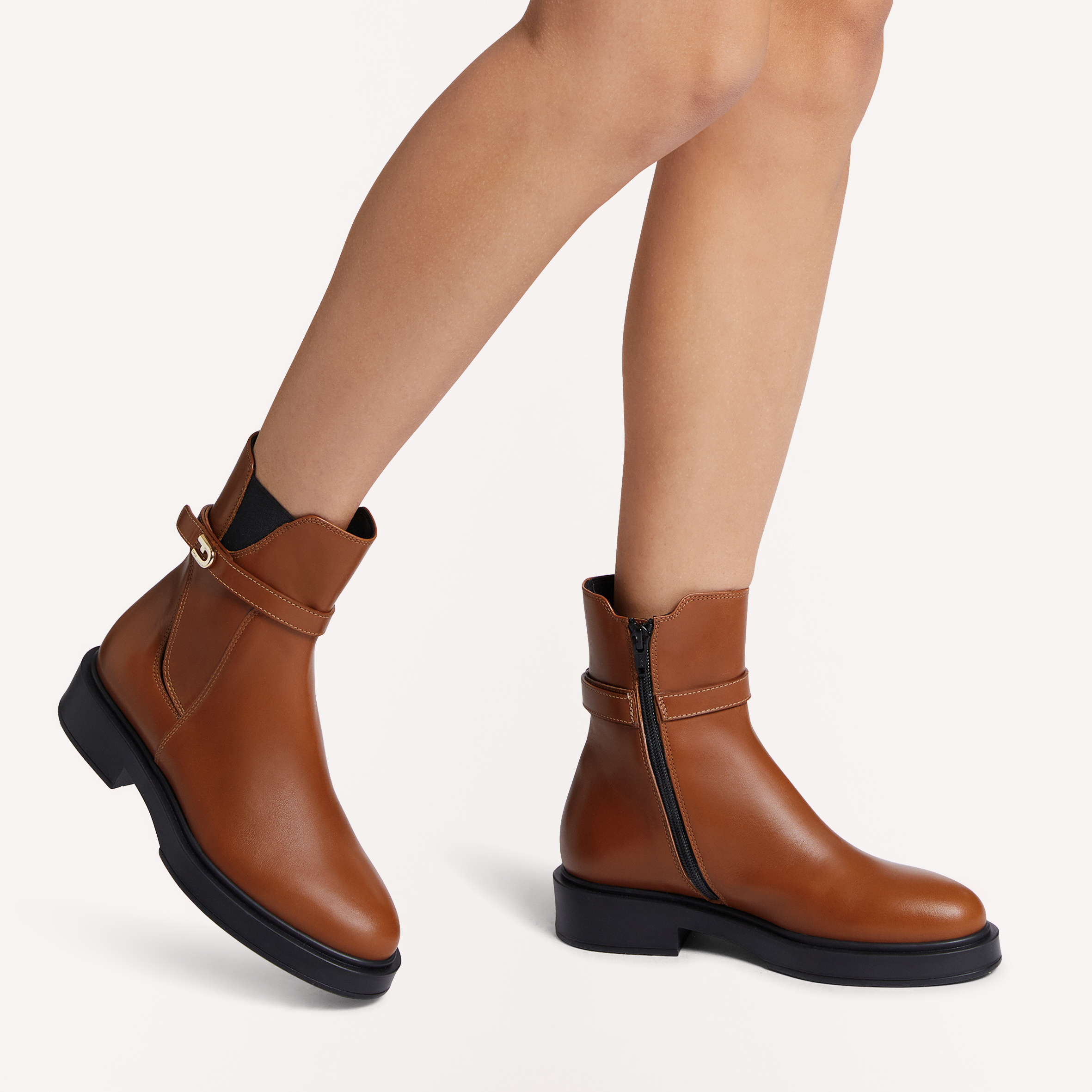 FURLA LEGACY Chelsea Stiefeletten aus Leder in COGNAC FURLA LEGACY Chelsea Stiefeletten aus Leder in COGNAC