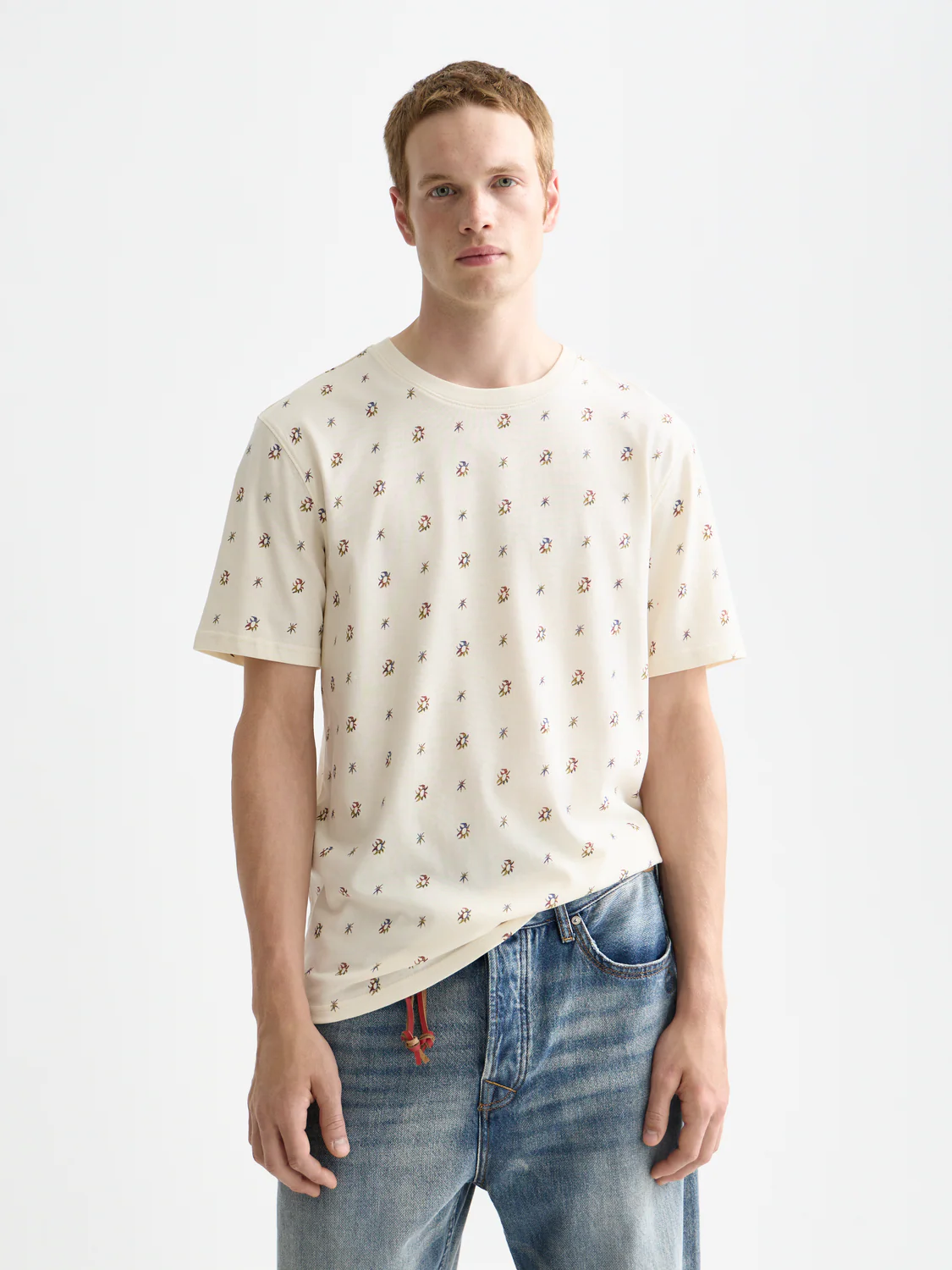 Scotch & Soda Micro-printed T-shirt aus Bio Baumwolle in Cosmic Sky Ditsy Eggnog