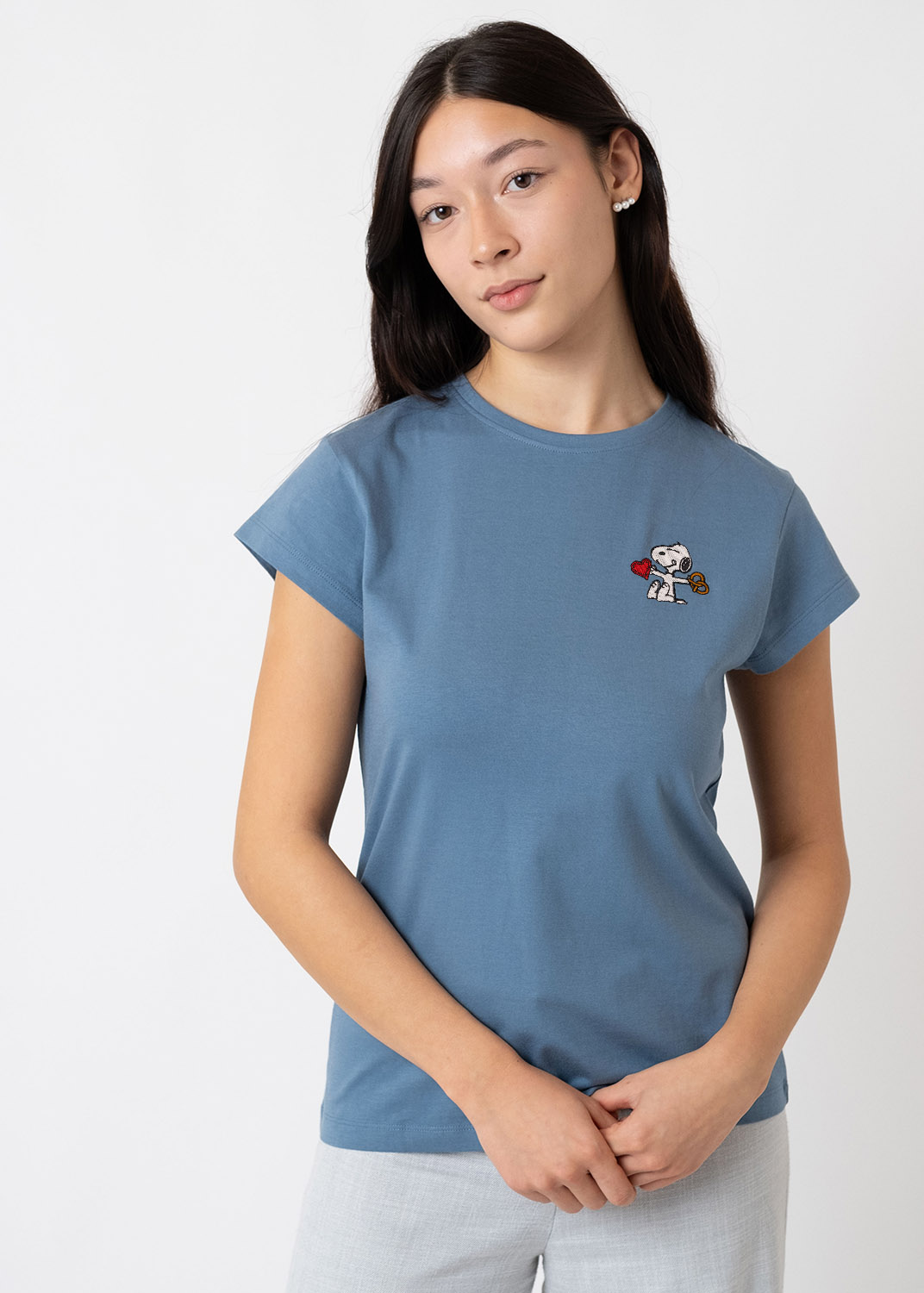 Bavarian Caps T-Shirt "Peanuts: Snoopy mit Herz und Breze - dunkelblau