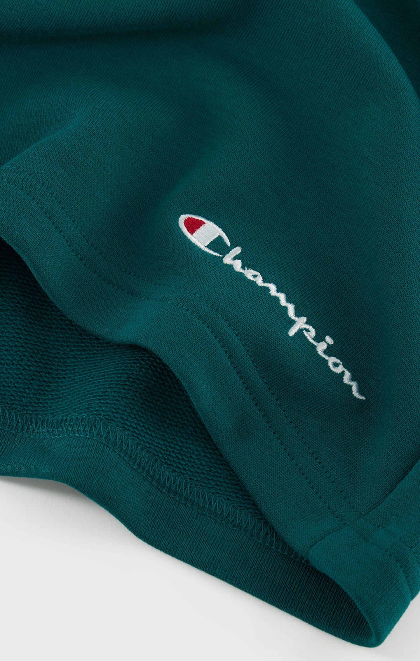 Champion Shorts aus Terry mit Champion-Logo in grün 