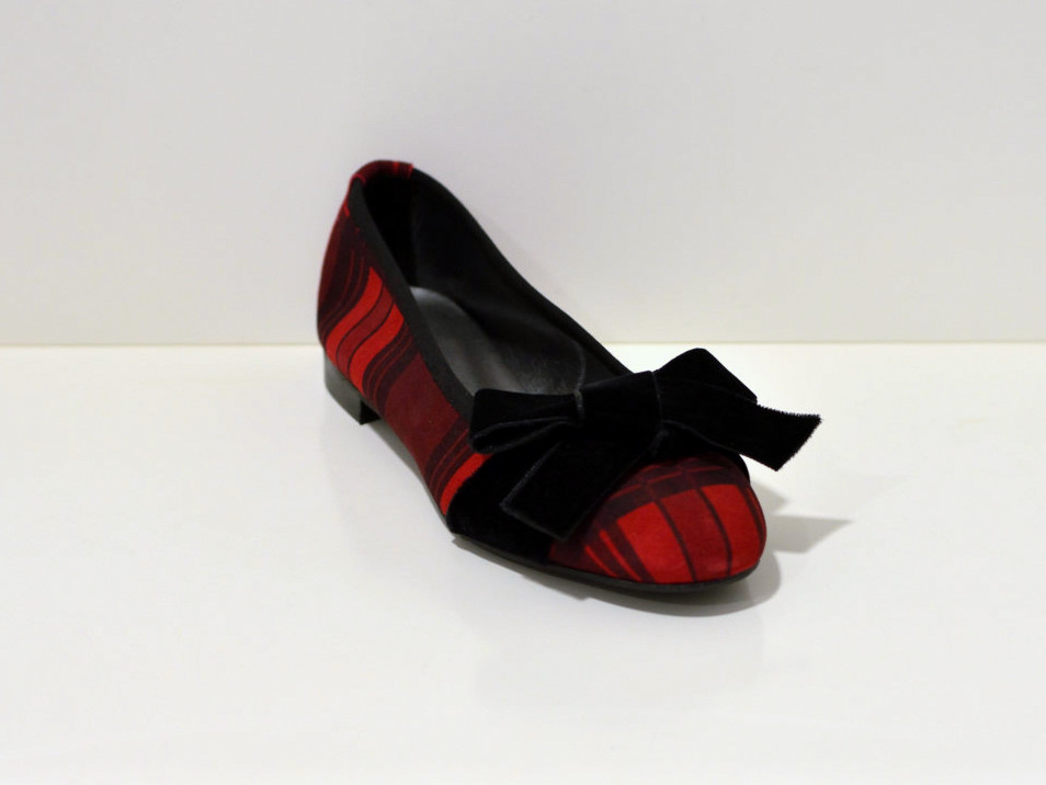 Gianluca Pisati Ballerinas aus Wildleder Glasgow in Rot/Schwarz