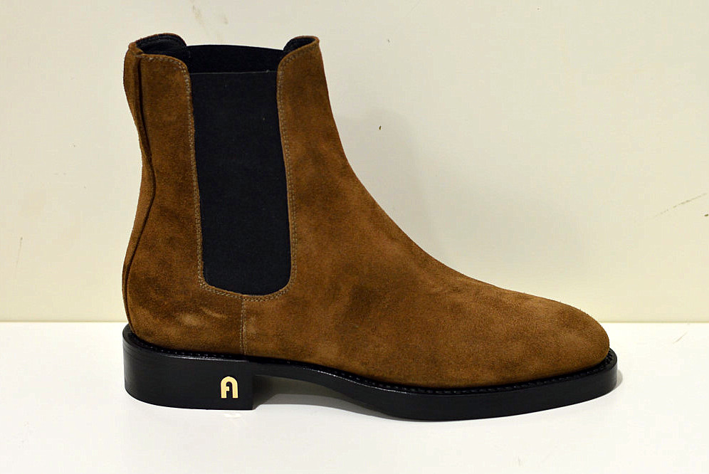  Furla Heritage Stiefeletten  Chelsea Boots aus Kalbsleder in braun