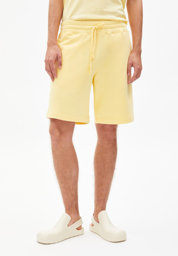 Armedangels MAARCEL COMFORT Sweat Shorts aus Bio-Baumwolle in straw