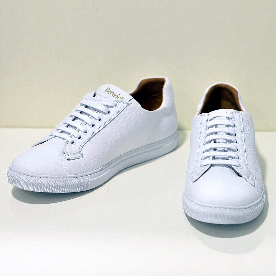 Berwick 1707 edel handgefertigter Sneaker aus Hirschleder in weiß