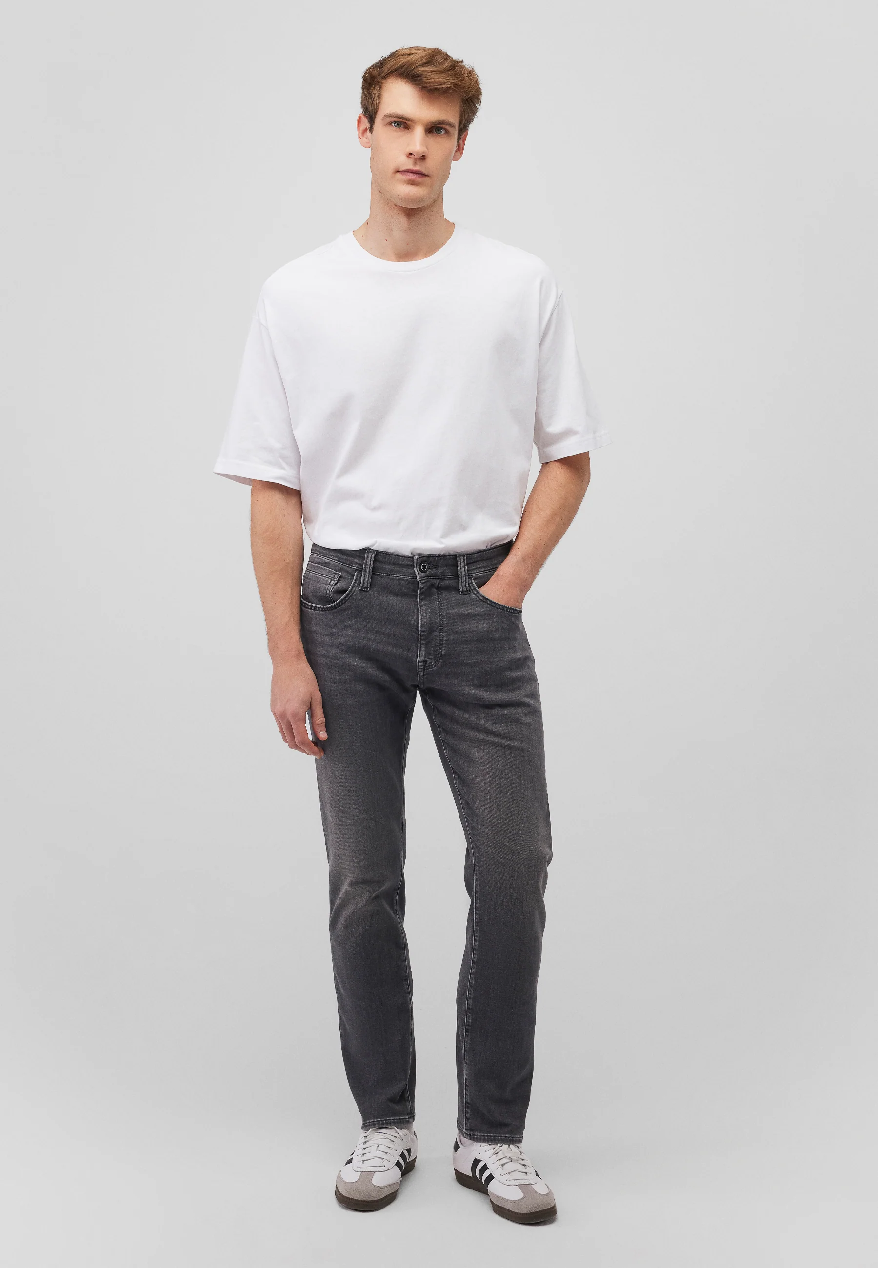 Mavi Jeans MARCUS | Slim Straight Leg, Zip Fly Smoke Brushed Sporty