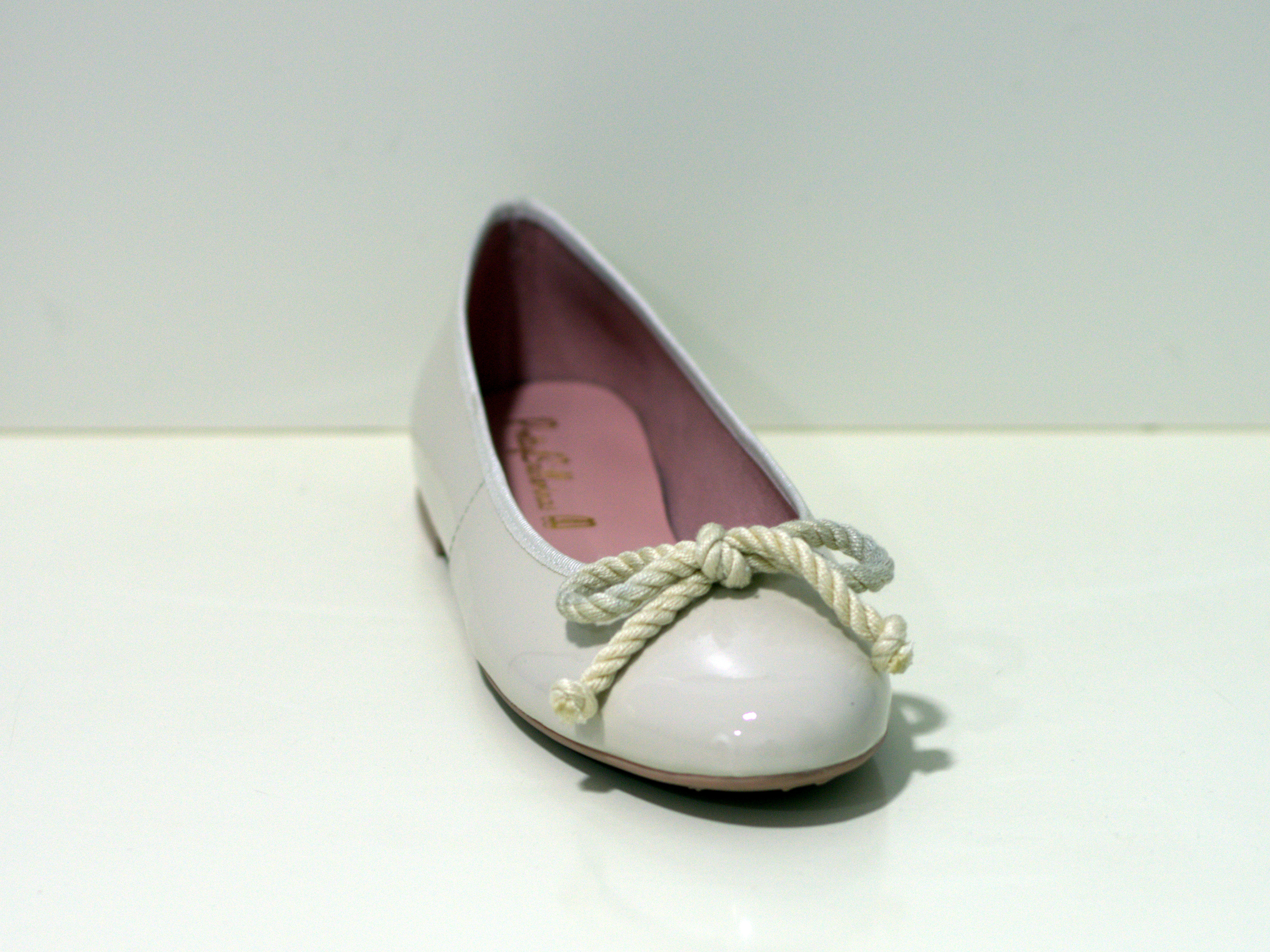 Pretty Ballerinas Nicole - Klassischer Ballerina Shade of White