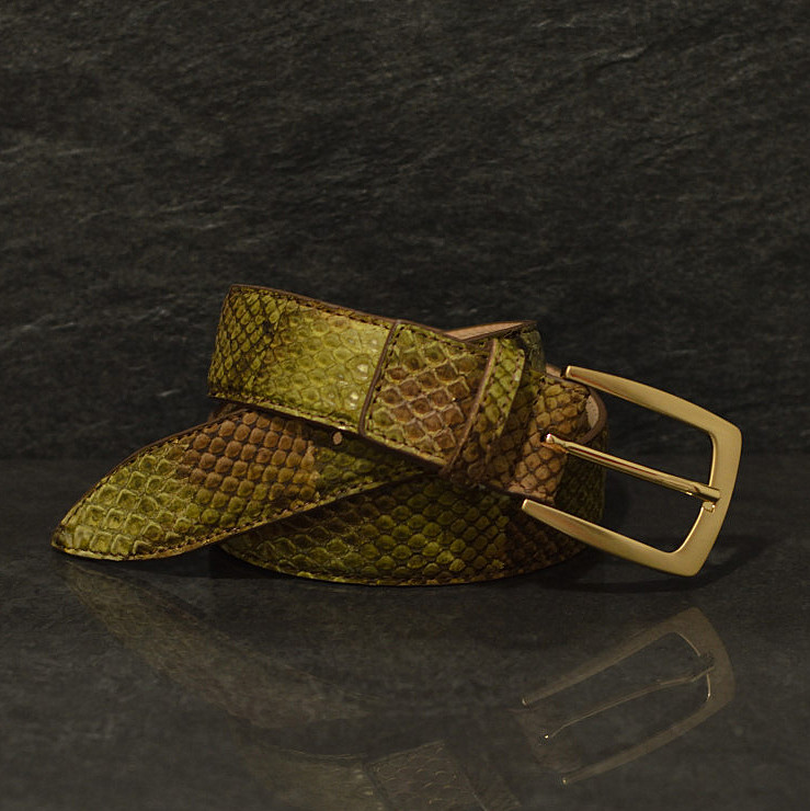 Ralph Gladen Schlangenledergürtel Python Breite 3,5cm in perfkt abgestimmter grün/gold Kombination