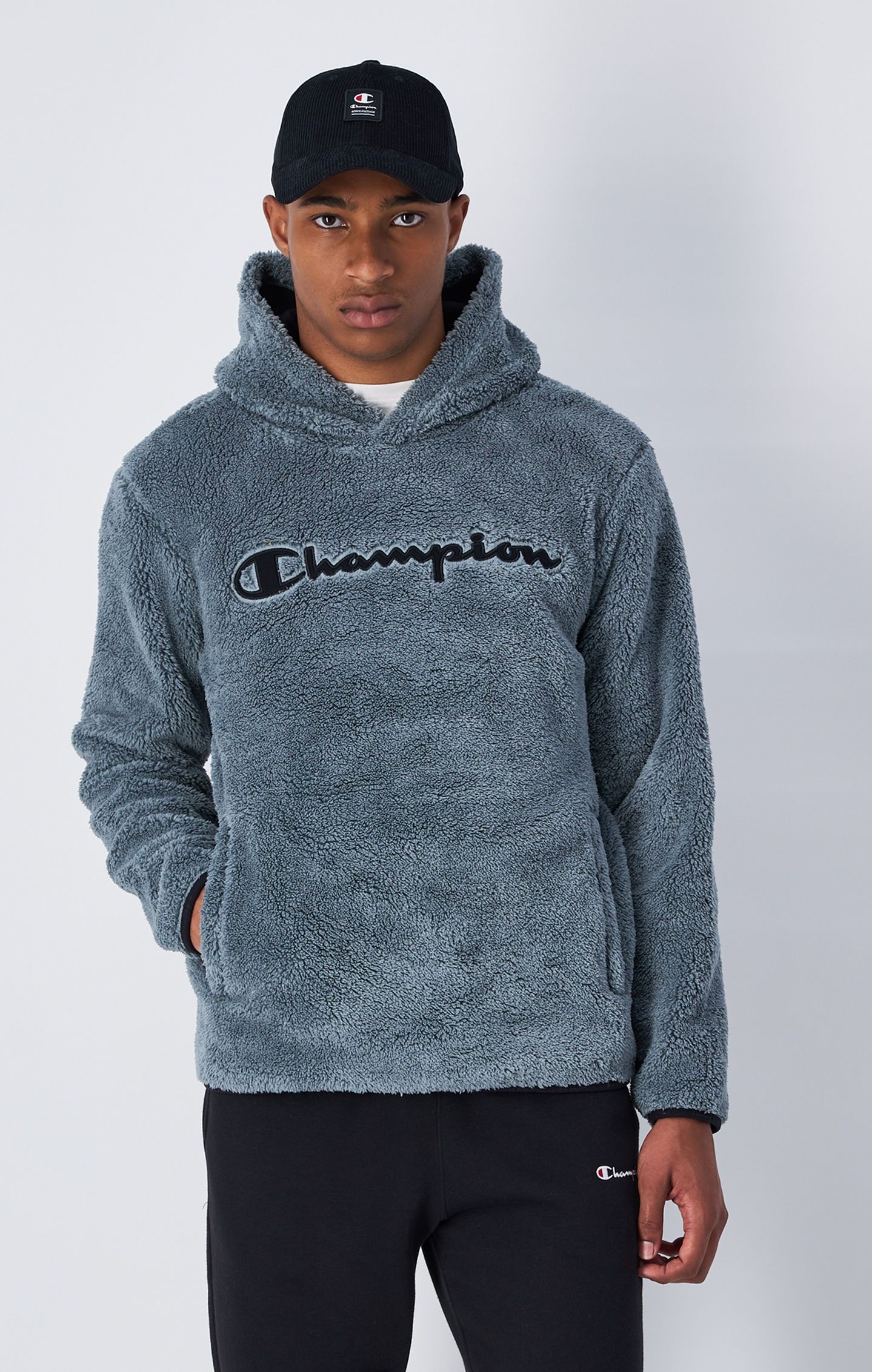 Kapuzenpullover aus Polarfleece mit Logo-Schriftzug in grau/grün