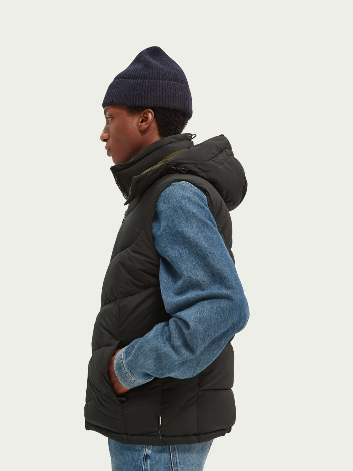 Scotch&Soda Gesteppter Weste Bodywarmer mit Kapuze in schwarz 