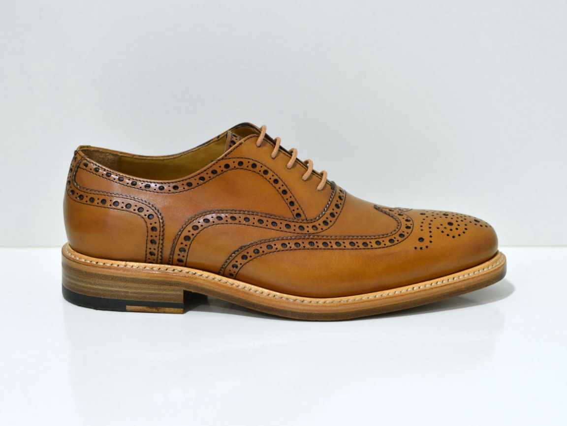 Berwick Oxford-Schuh aus französischem Leder und  Goodyear Welt Sohle / Budapester 