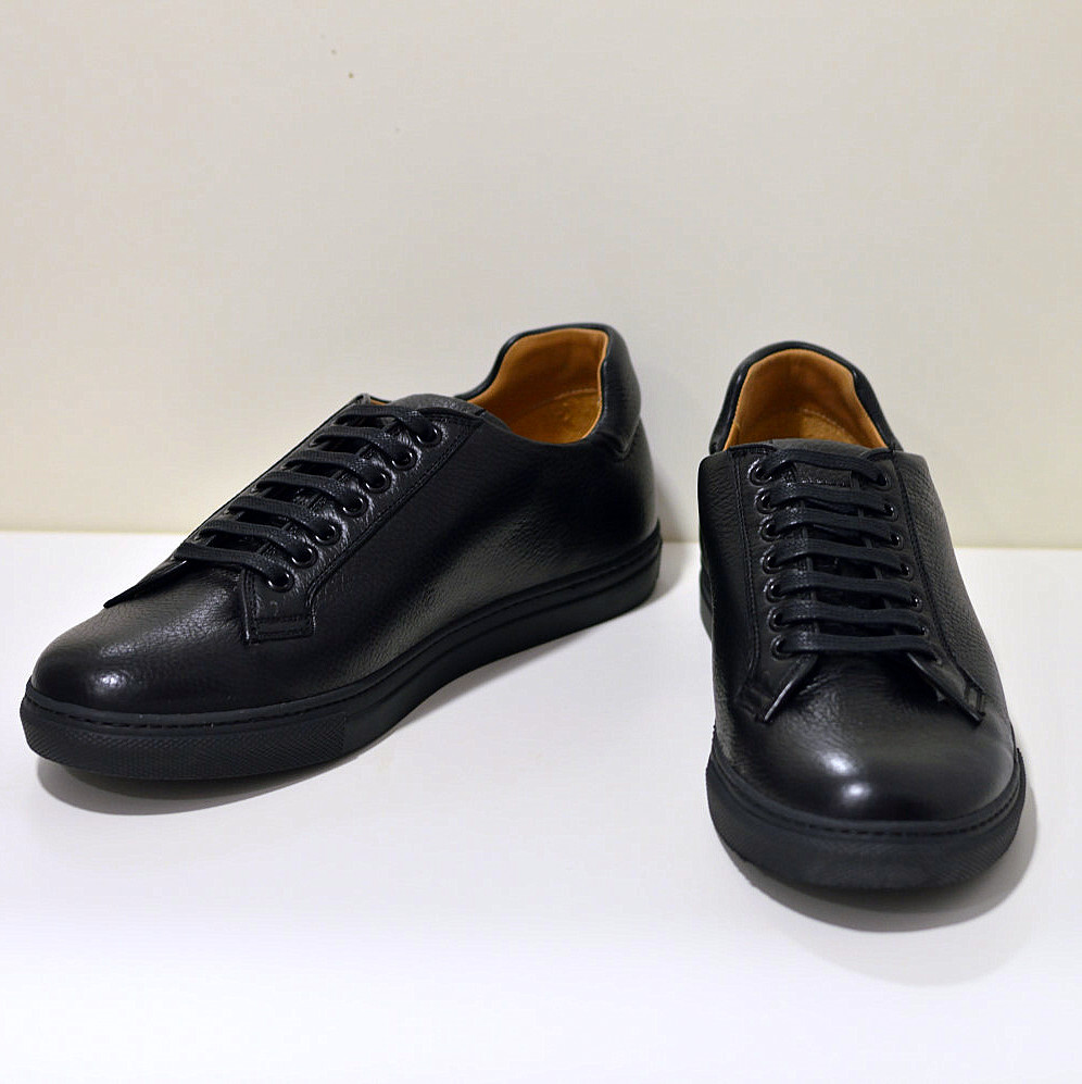 Berwick 1707 edel handgefertigter Sneaker aus Hirschleder in schwarz