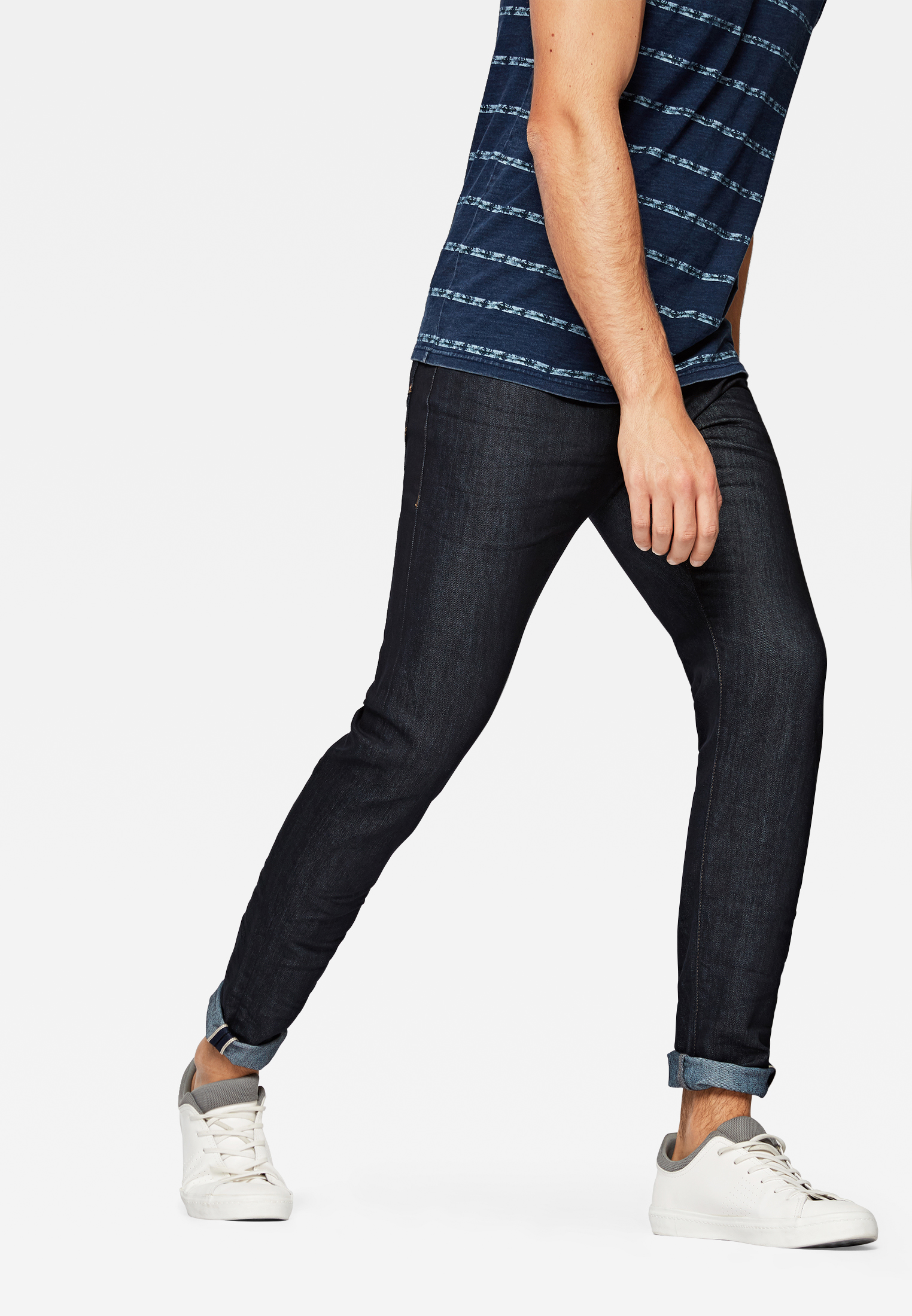 Mavi James Skinny Jeans in dunkelblau ohne verwaschung 