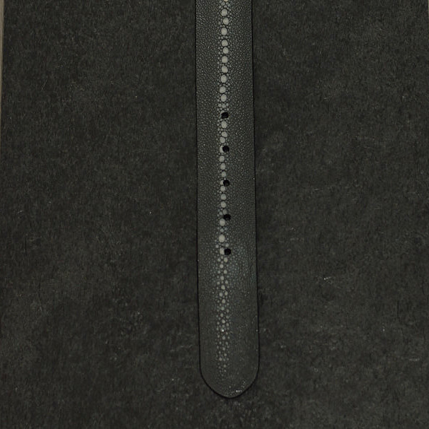 Fausto Colato Gürtel aus Rochenleder Galuchart 4,0cm row stone mit Razza
