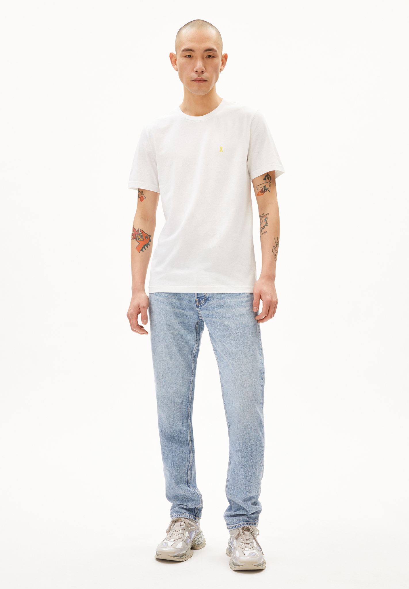 Armedangels  JAAMES CLASSIC T-Shirt aus TENCEL™ Lyocell Mix in used white 