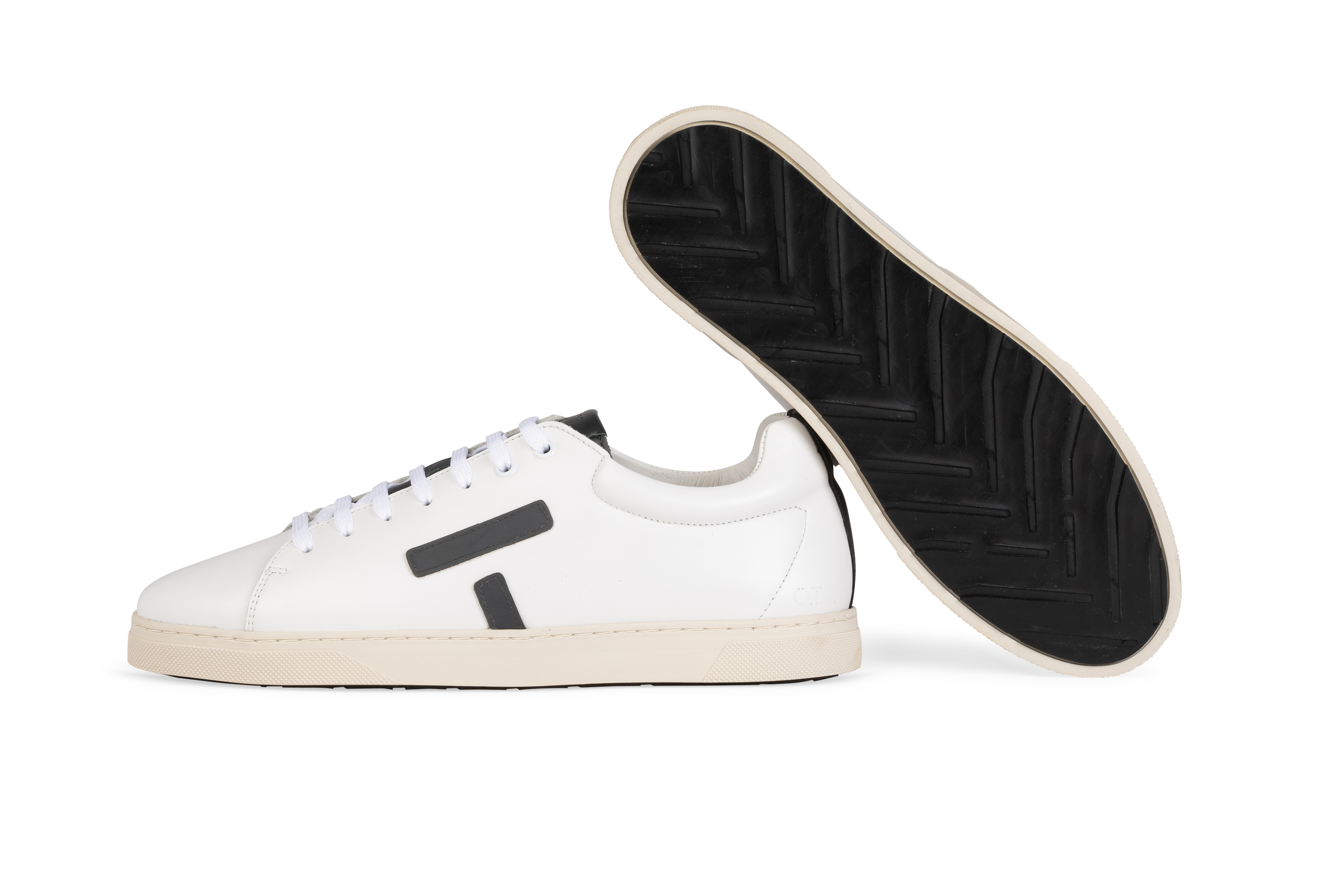 O.T.A Paris On The Asphalt Leder Sneaker KELWOOD in weiß/ schwarz