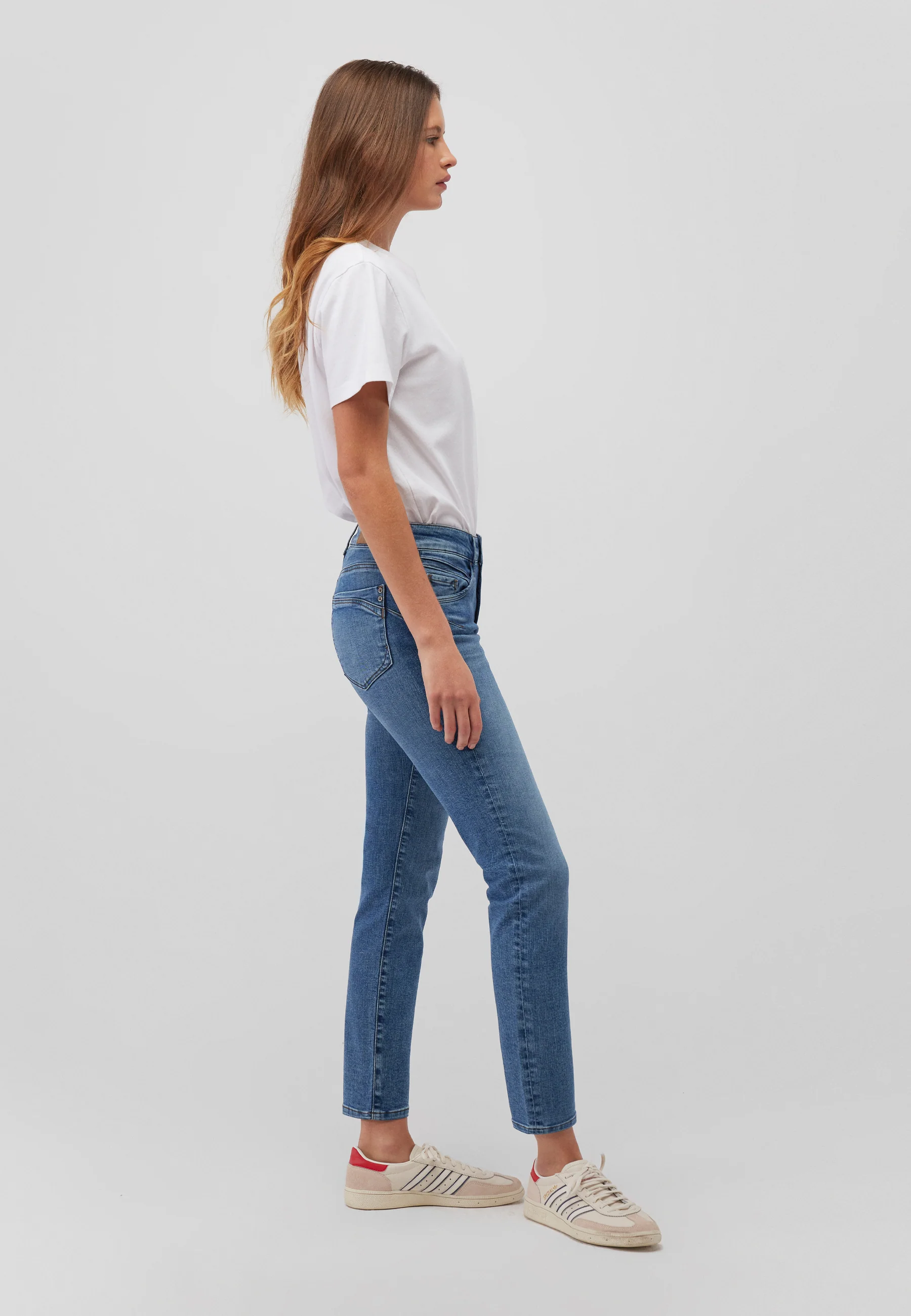 Mavi Jeans SOPHIE Glam| Mid-Rise, Slim Skinny 10704-88924 Mavi Jeans SOPHIE Glam| Mid-Rise, Slim Skinny 10704-88924