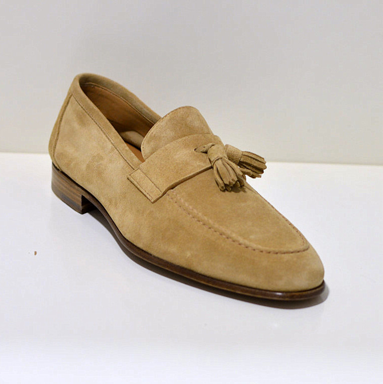  Berwick 1707 Tassel Loafer aus englischem Wildleder in caramel /beige mit genähter Ledersohle / Mokassin 