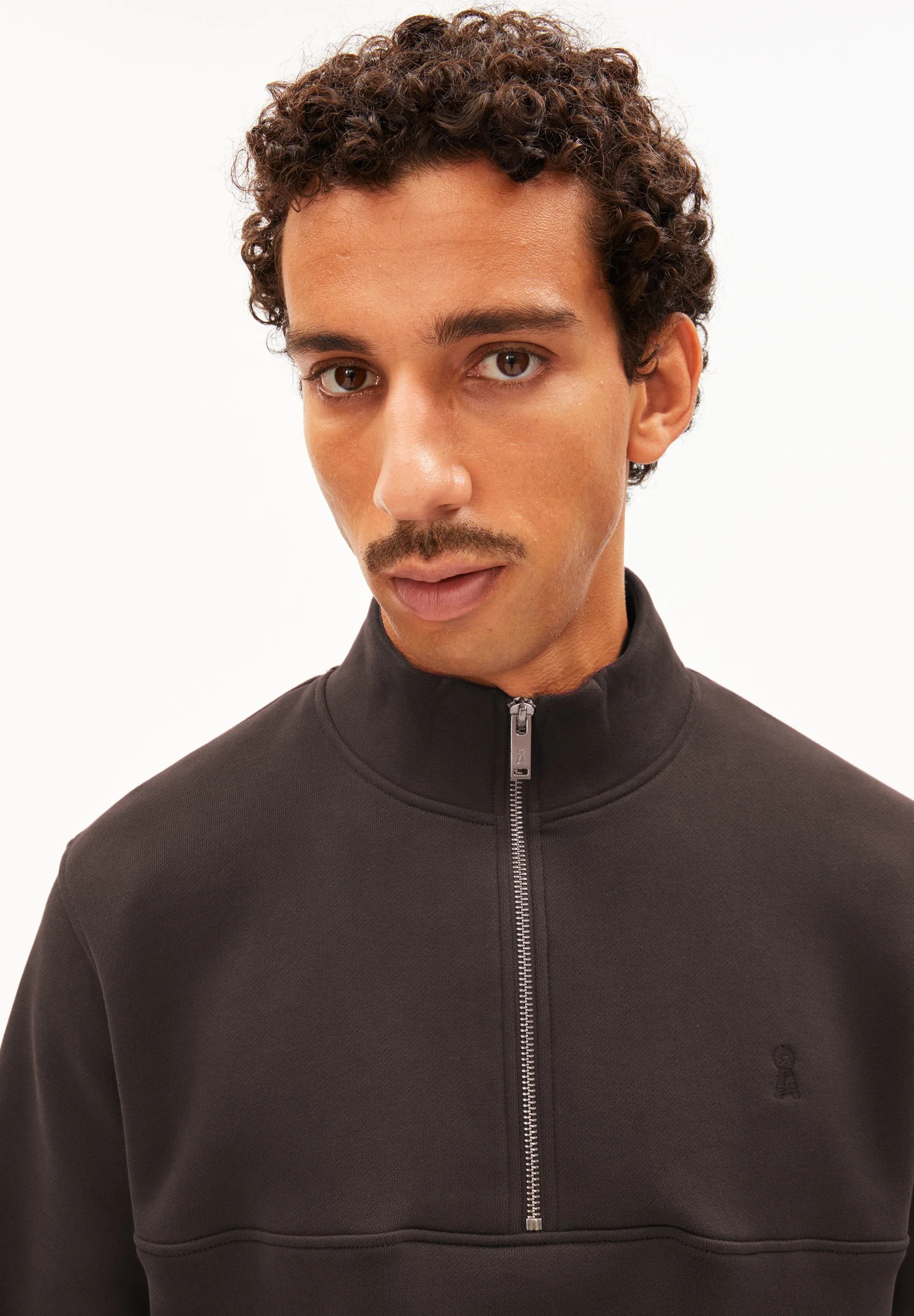 Armedagels WAARLO FLEECE TROYER 100% Bio-Baumwolle in claystone