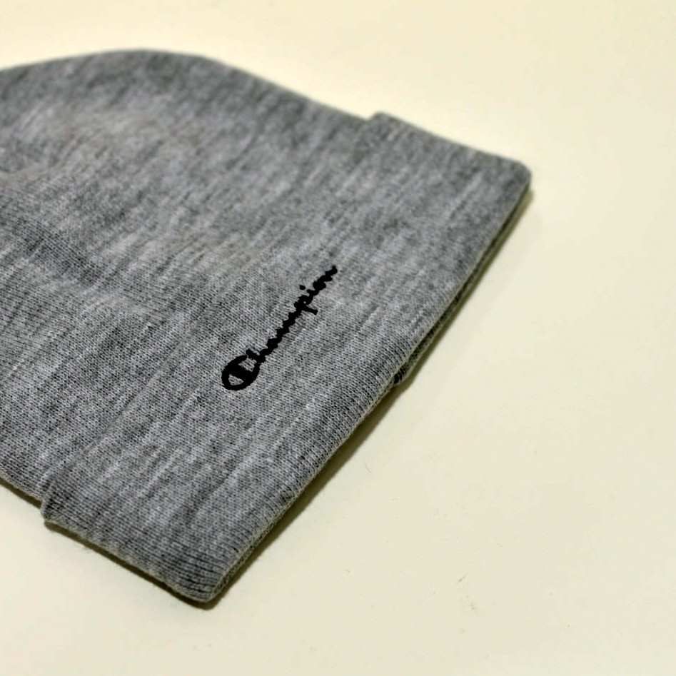 Champion Beanie Mütze Strickmütze Unisex Hat in grau